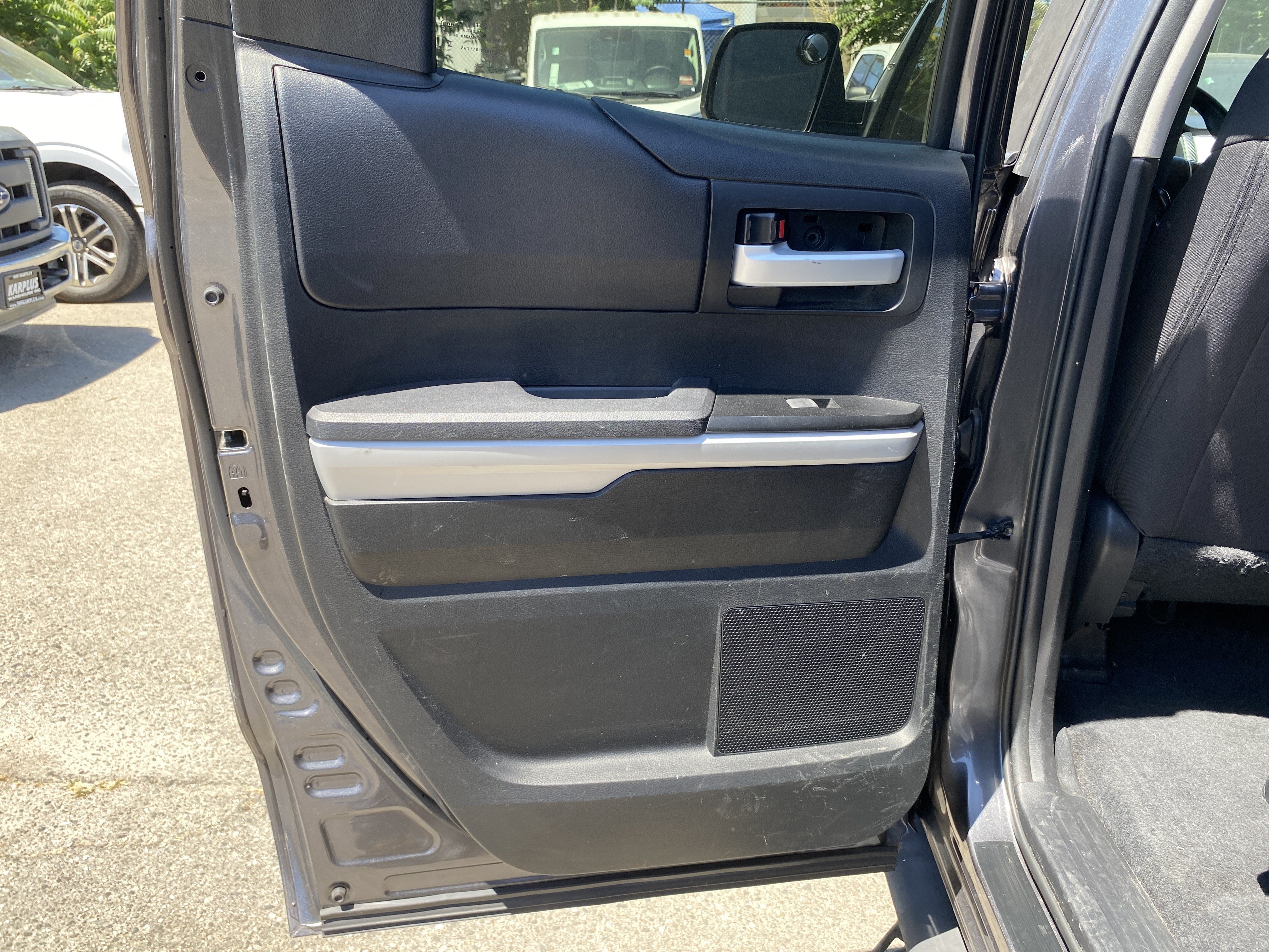 2021 Toyota Tundra 2WD SR5