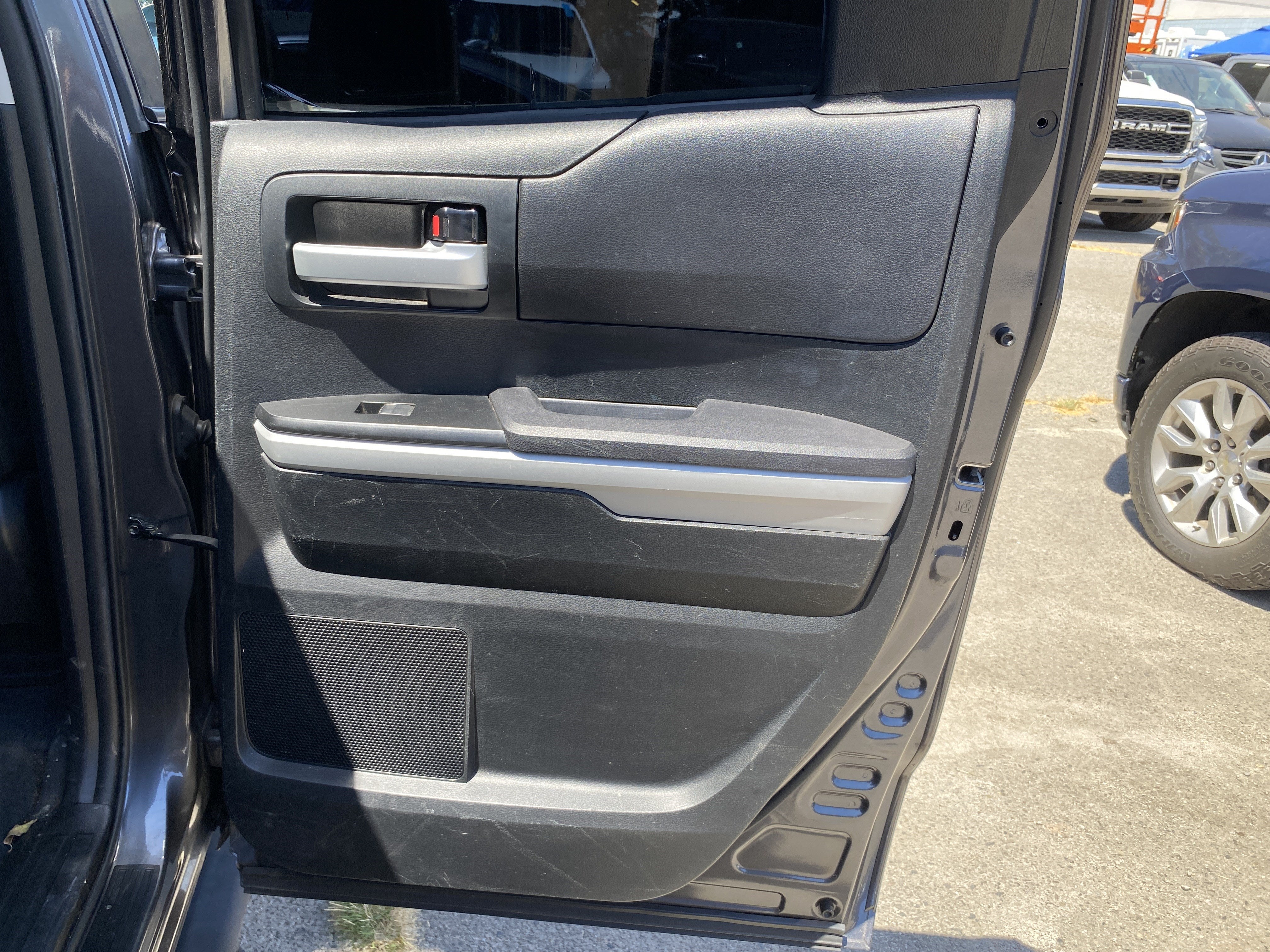 2021 Toyota Tundra 2WD SR5