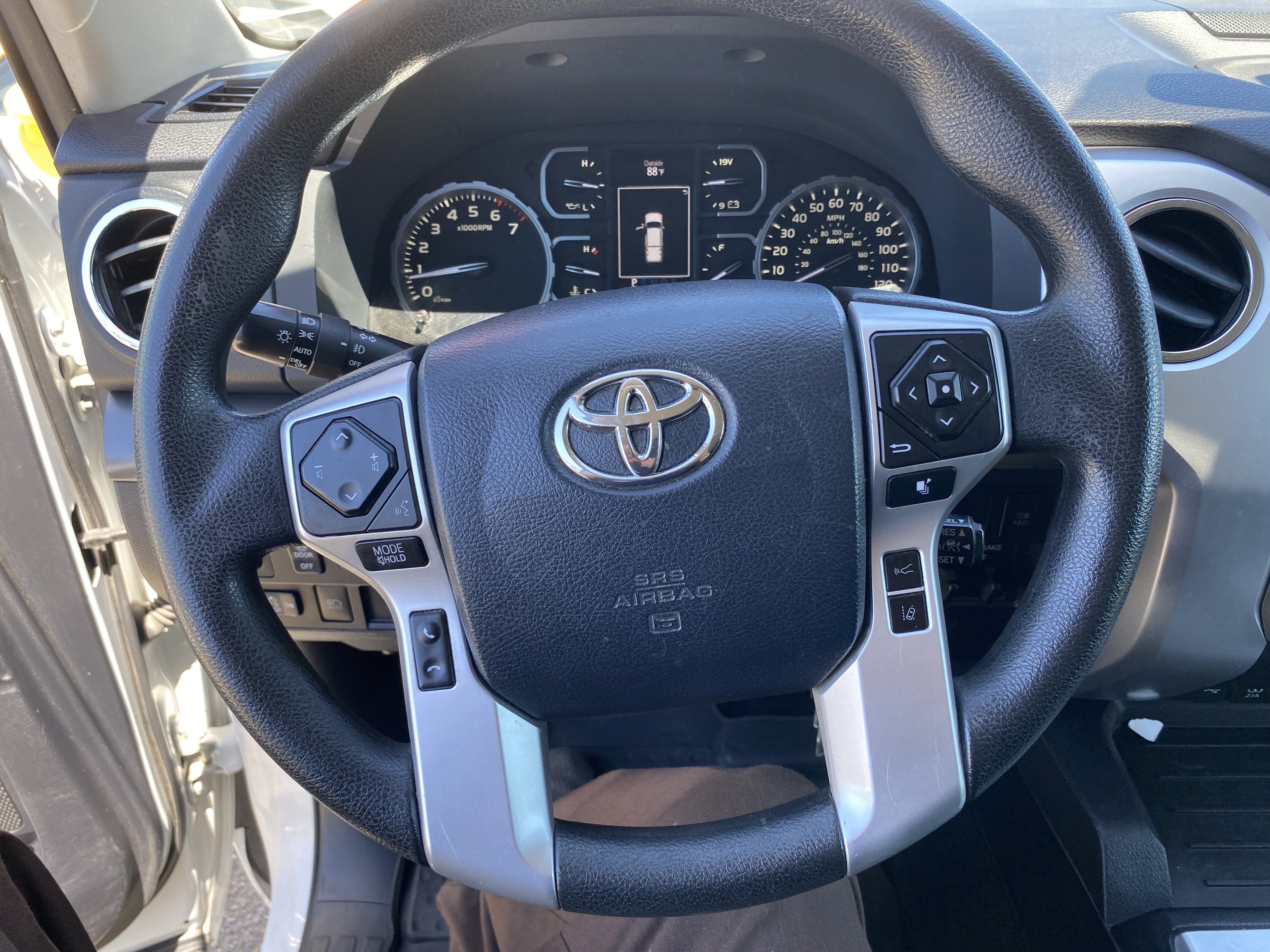 2020 Toyota Tundra 2WD SR5