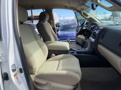 2011 Toyota Tundra 2WD Truck Dbl 5.7L V8 6-Spd AT (Natl)