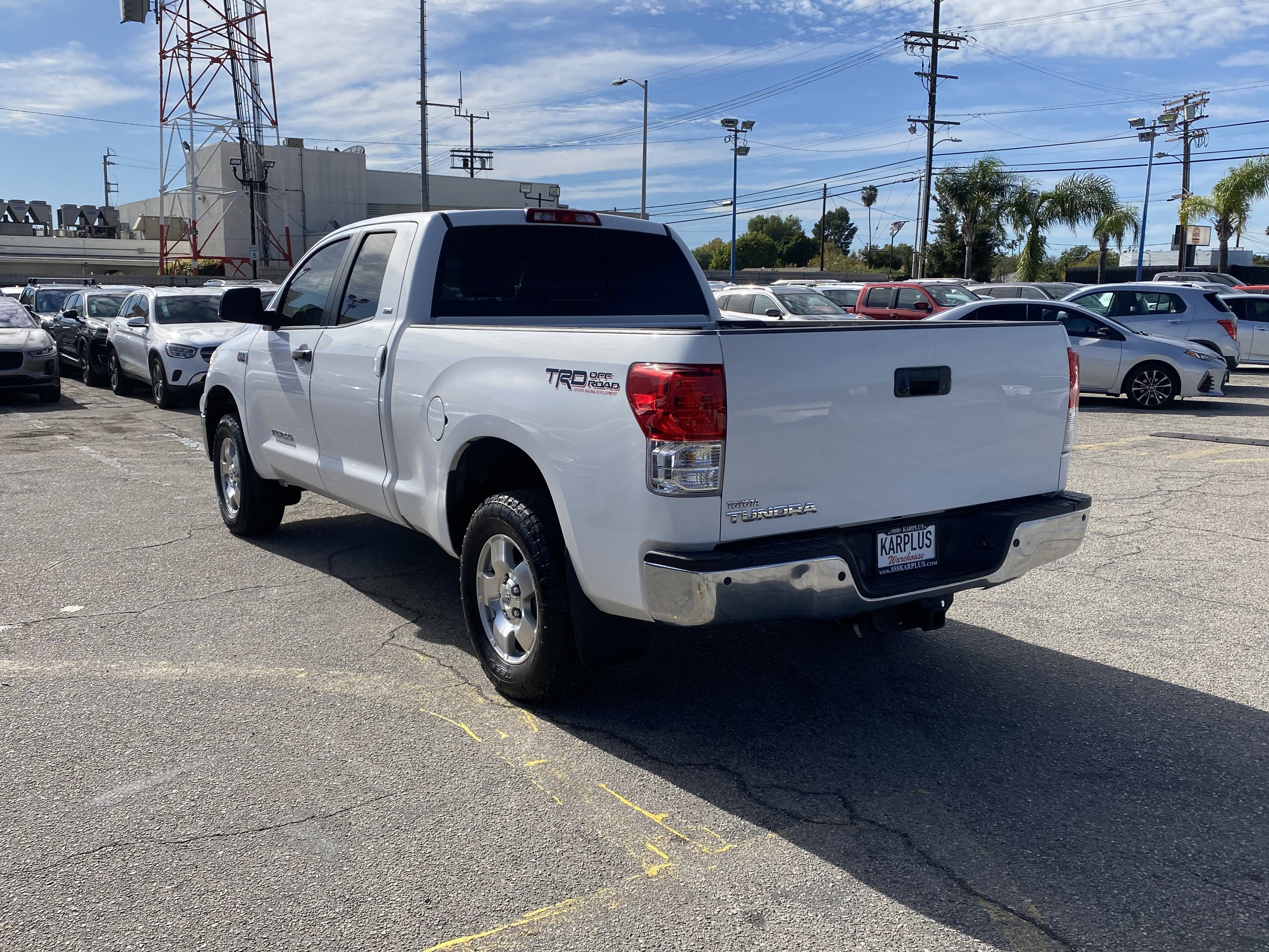 2011 Toyota Tundra 2WD Truck Dbl 5.7L V8 6-Spd AT (Natl)