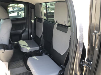 2017 Toyota Tacoma SR