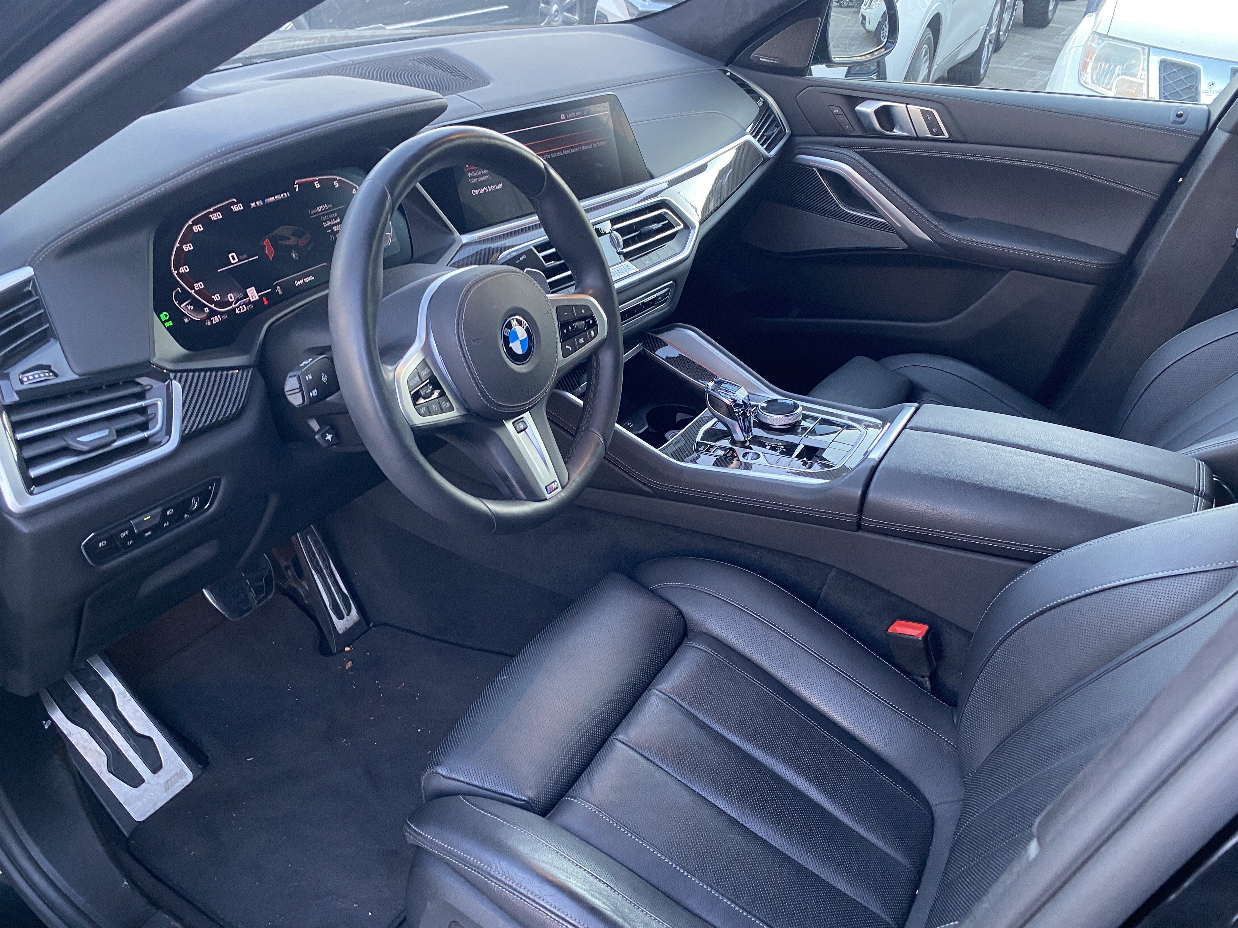 2021 BMW X6 M50i