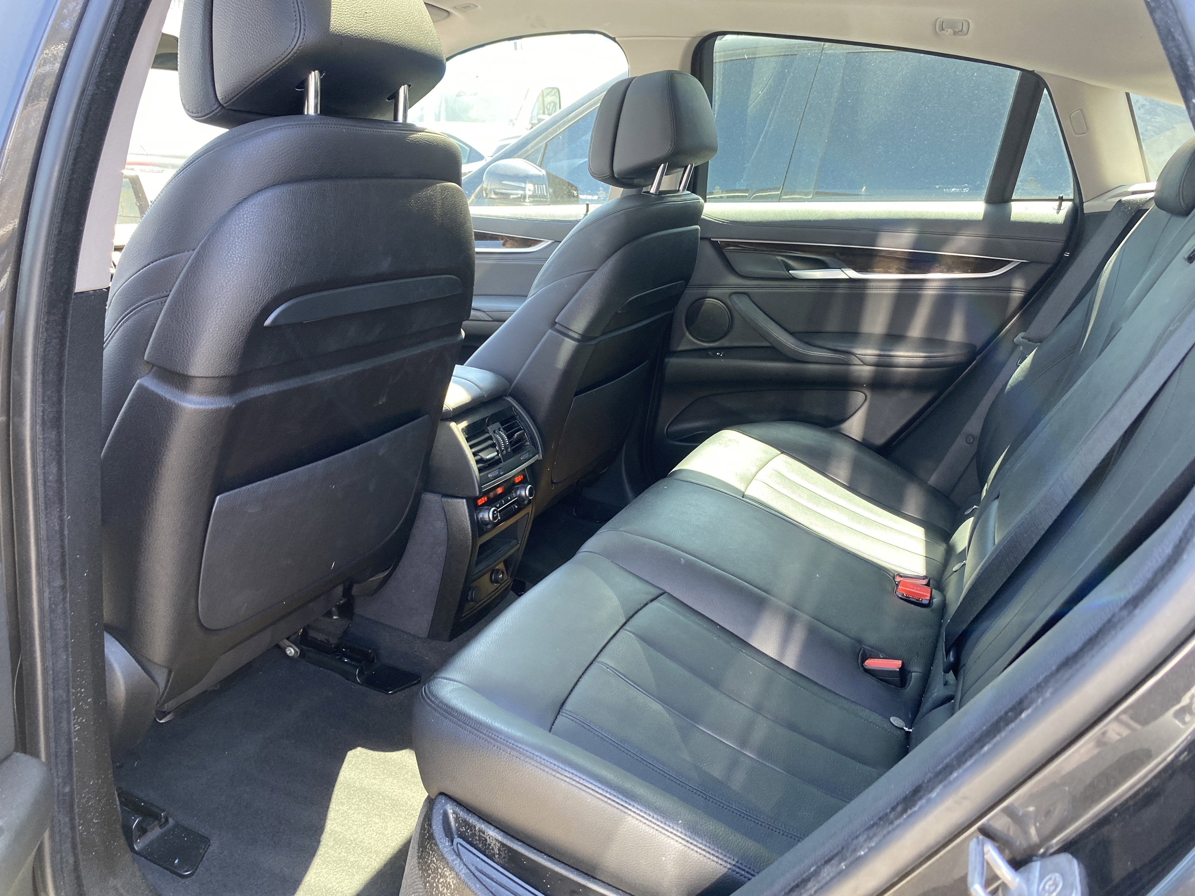 2015 BMW X6 xDrive35i