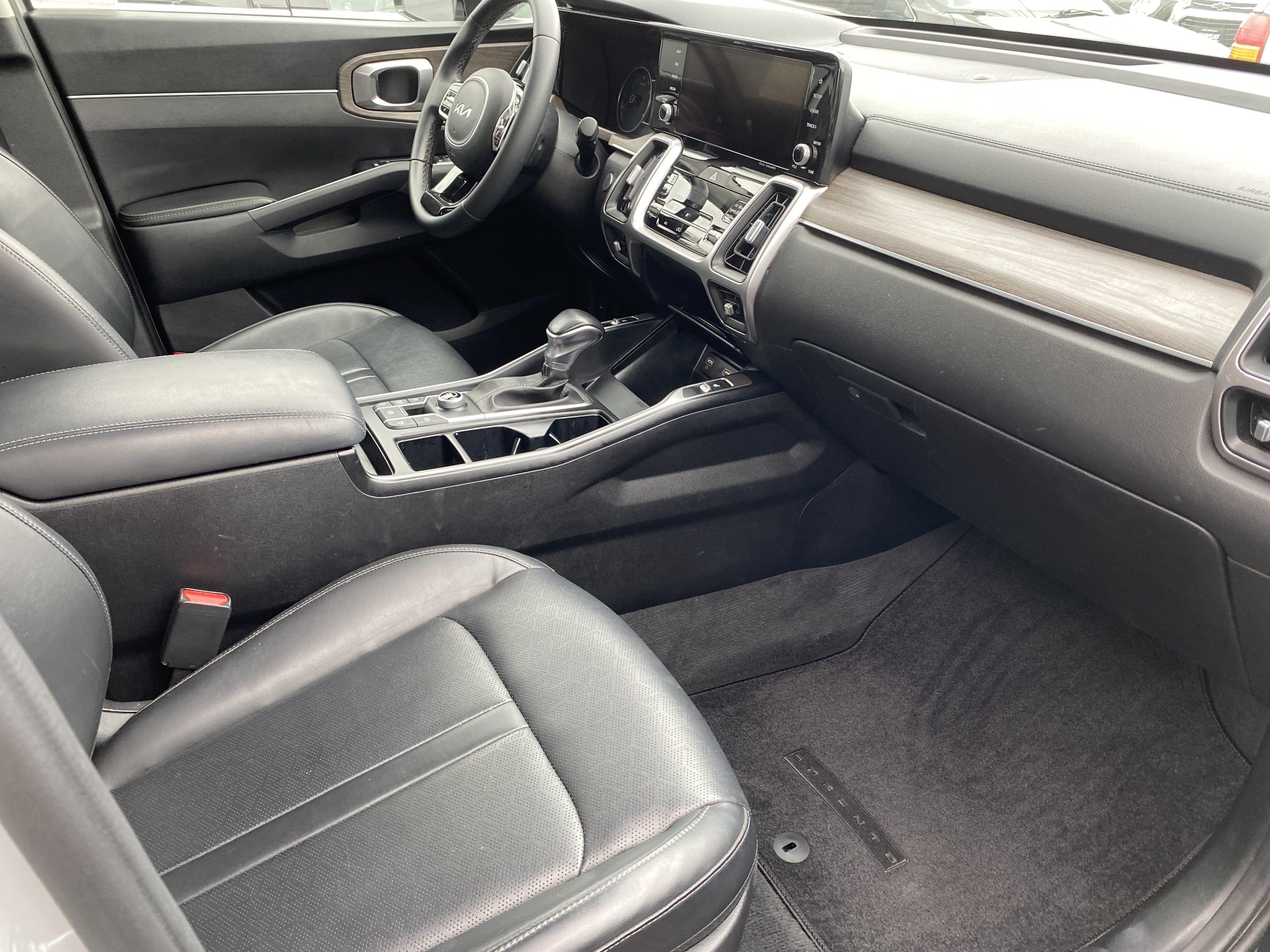 2022 Kia Sorento EX