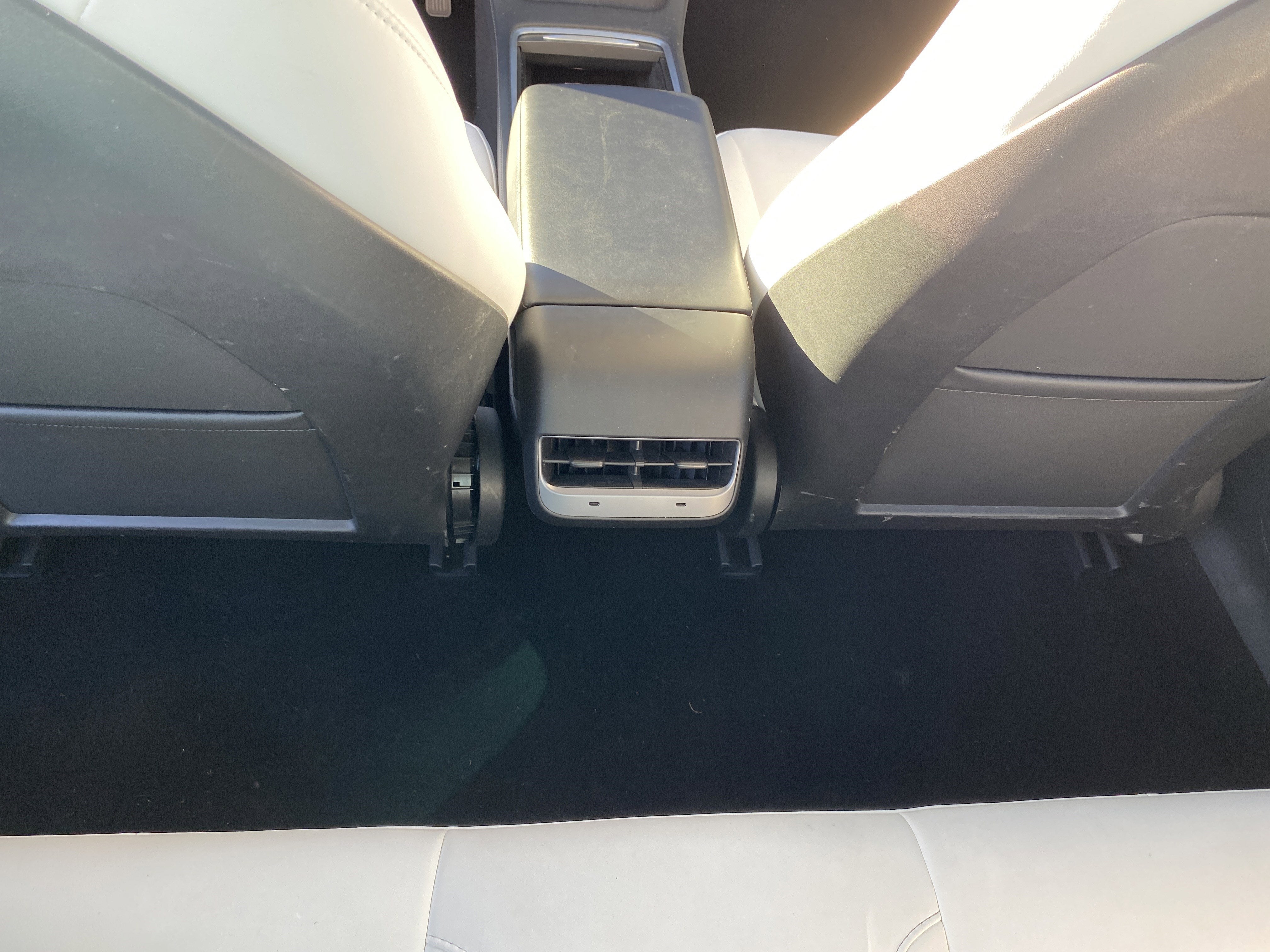 2023 Tesla Model 3 RWD