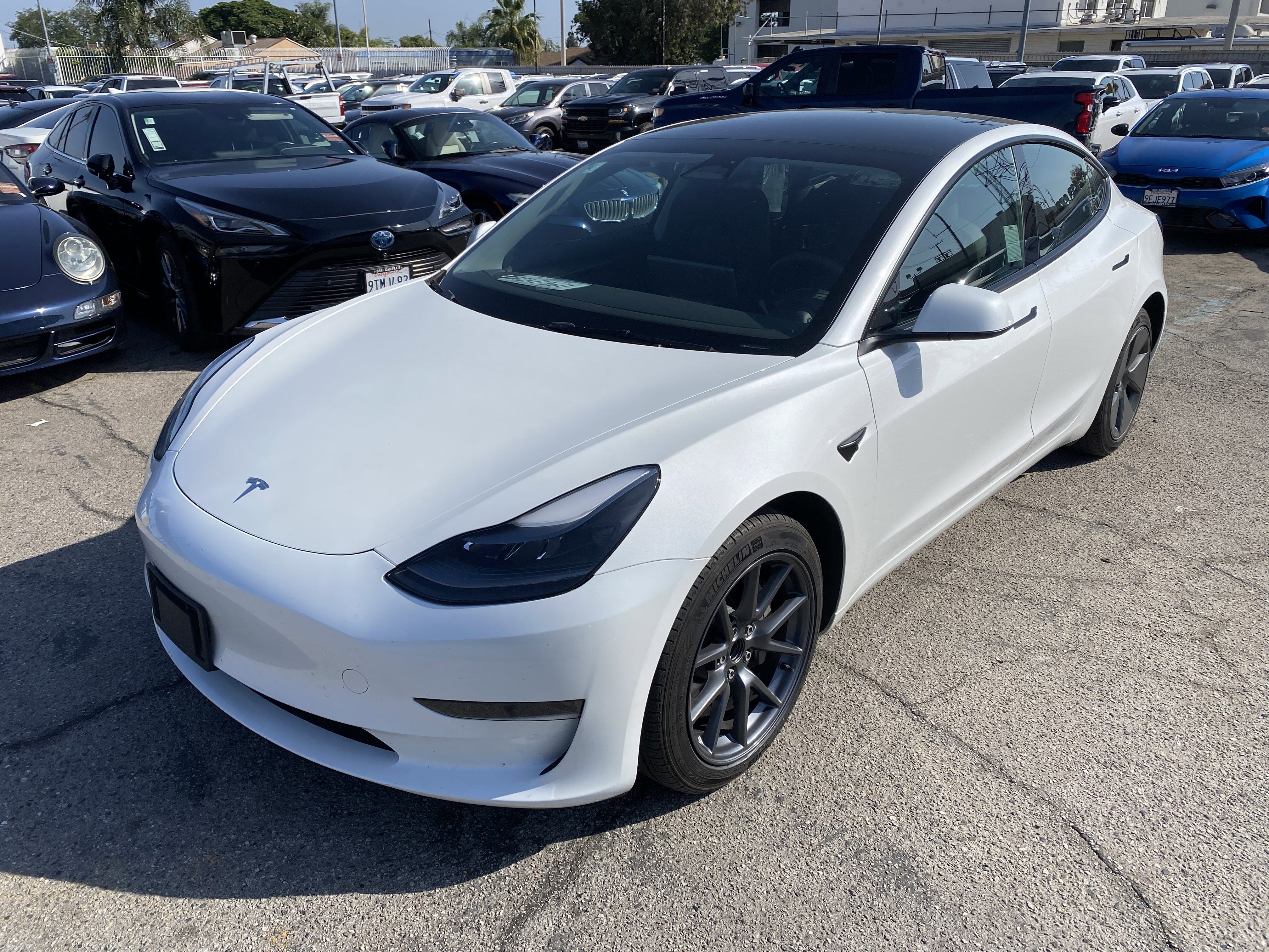 2023 Tesla Model 3 RWD
