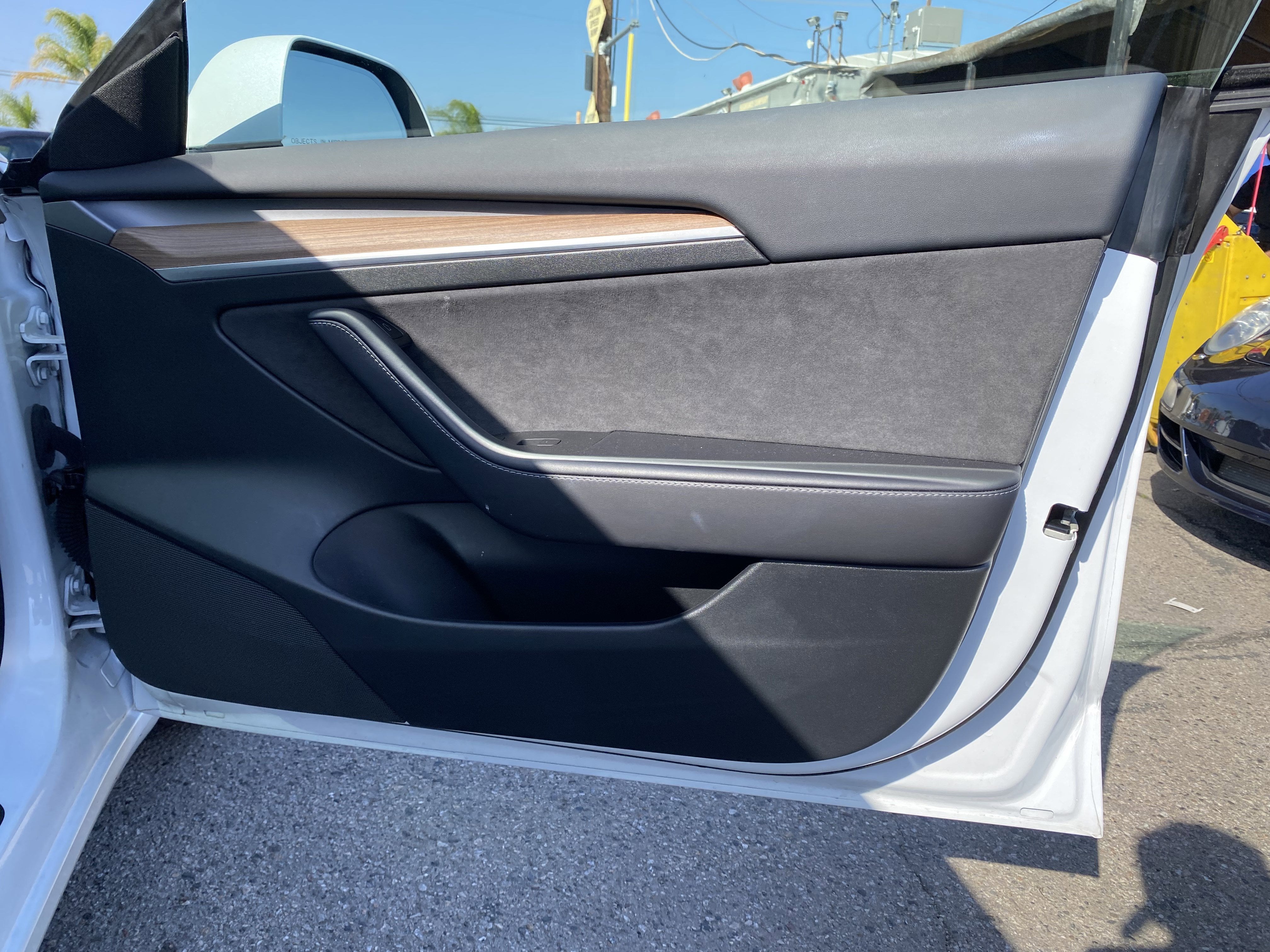 2023 Tesla Model 3 RWD