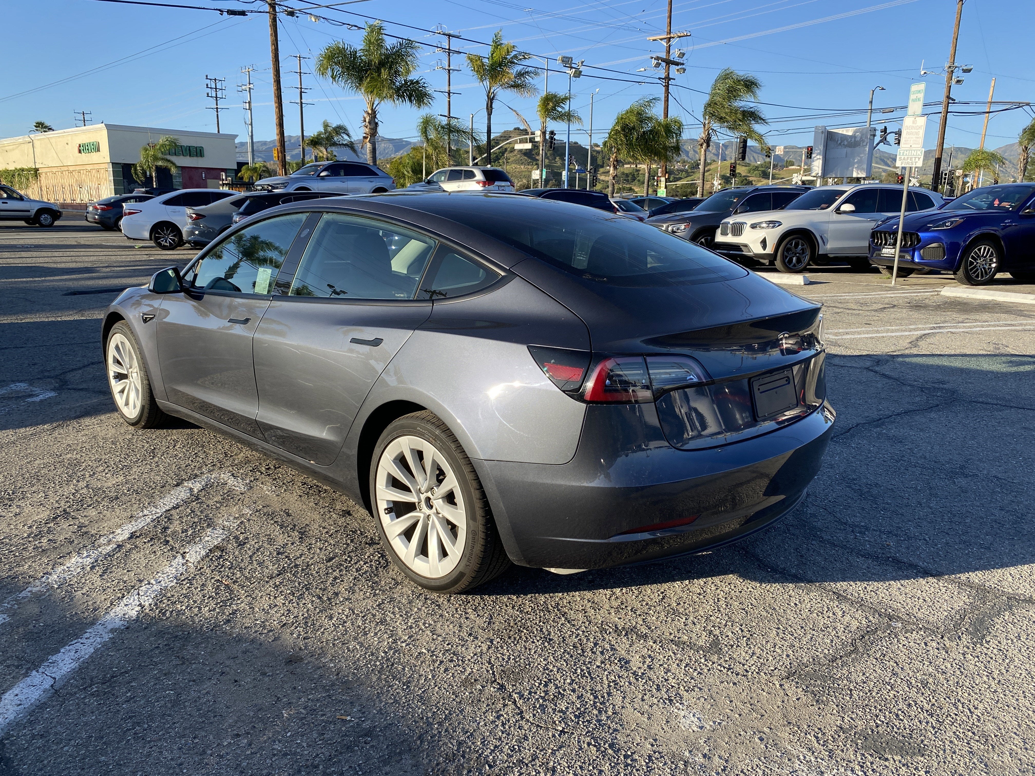 2023 Tesla Model 3 RWD