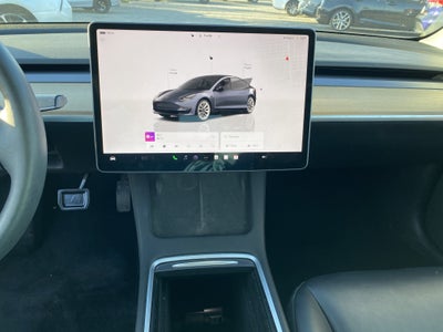 2023 Tesla Model 3 RWD