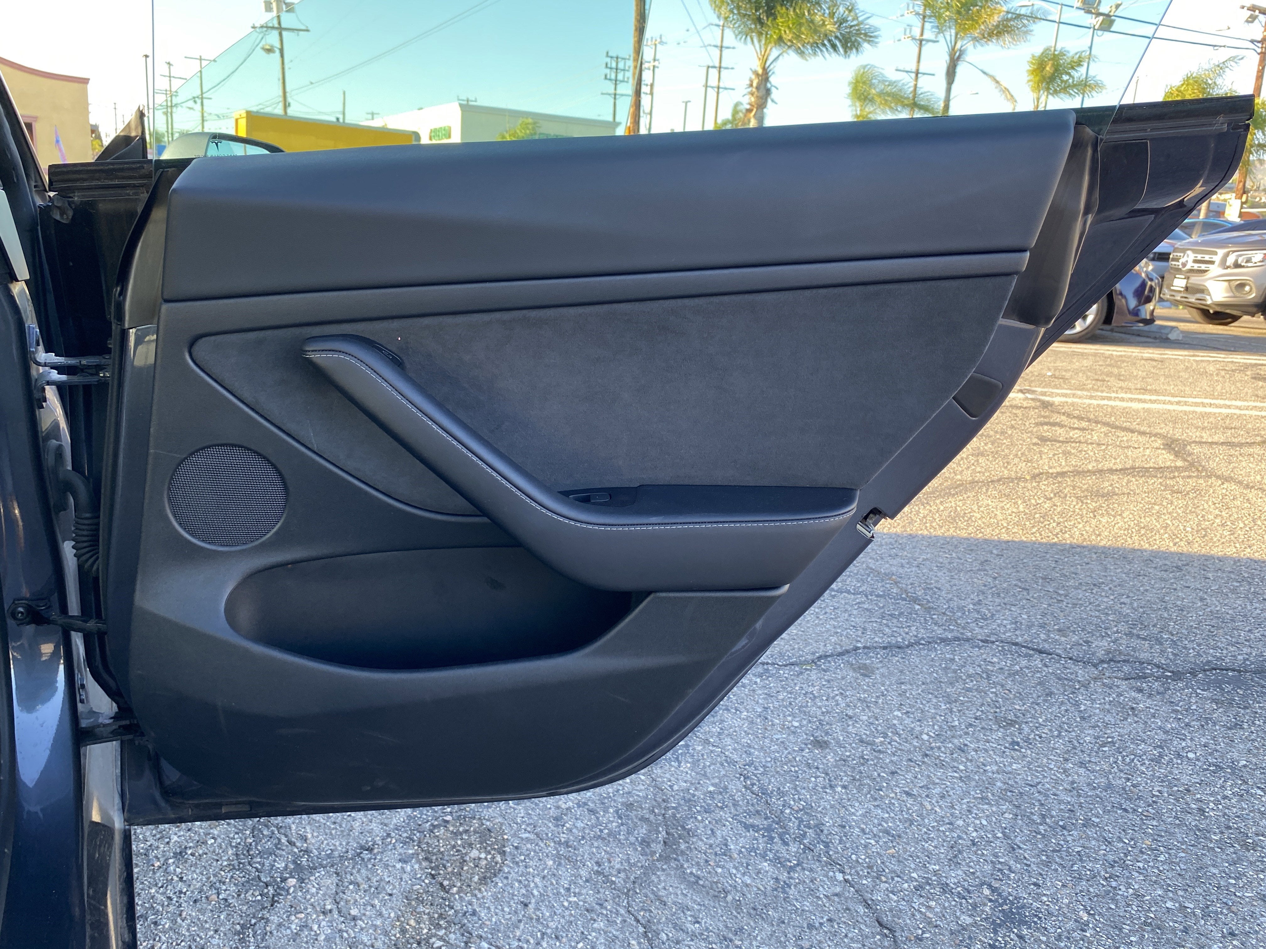 2023 Tesla Model 3 RWD