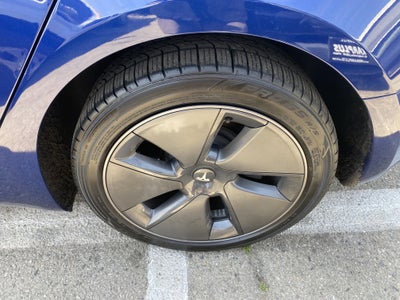 2023 Tesla Model 3 RWD