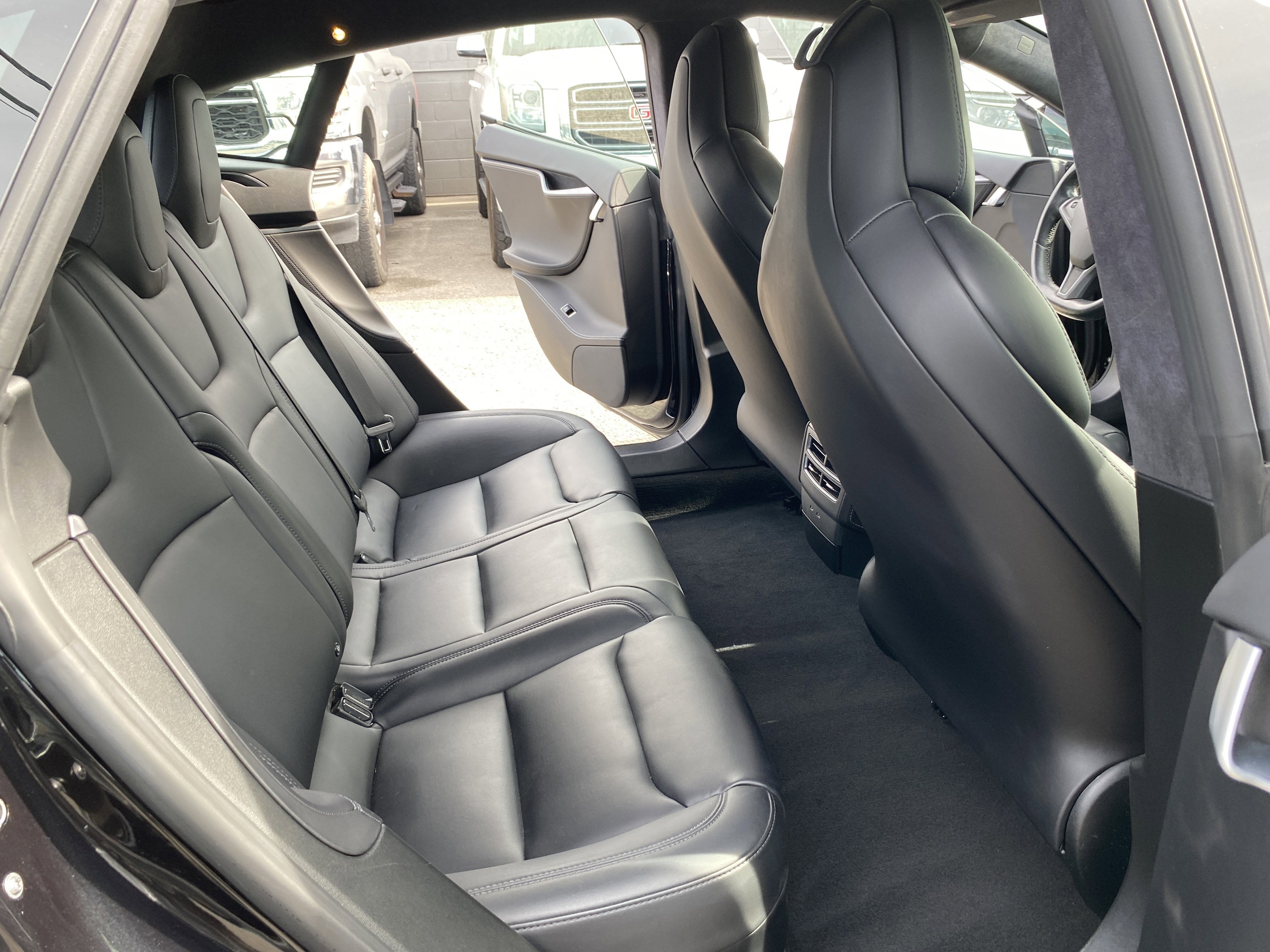 2018 Tesla Model S 75D