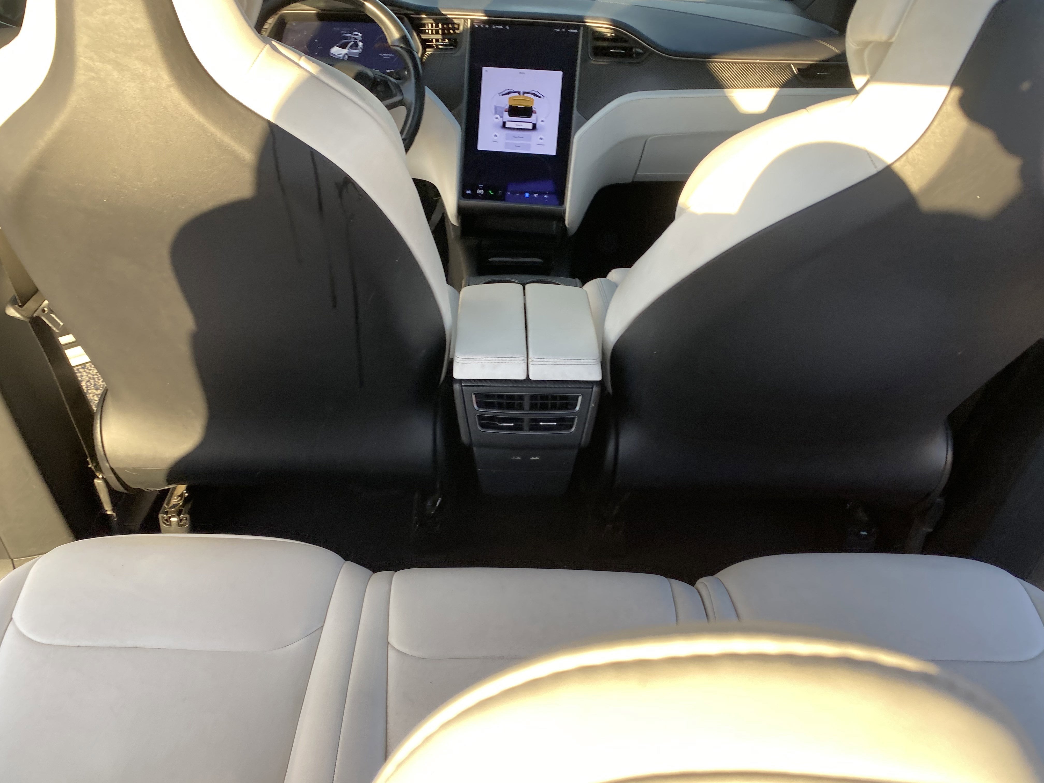 2018 Tesla Model X 75D