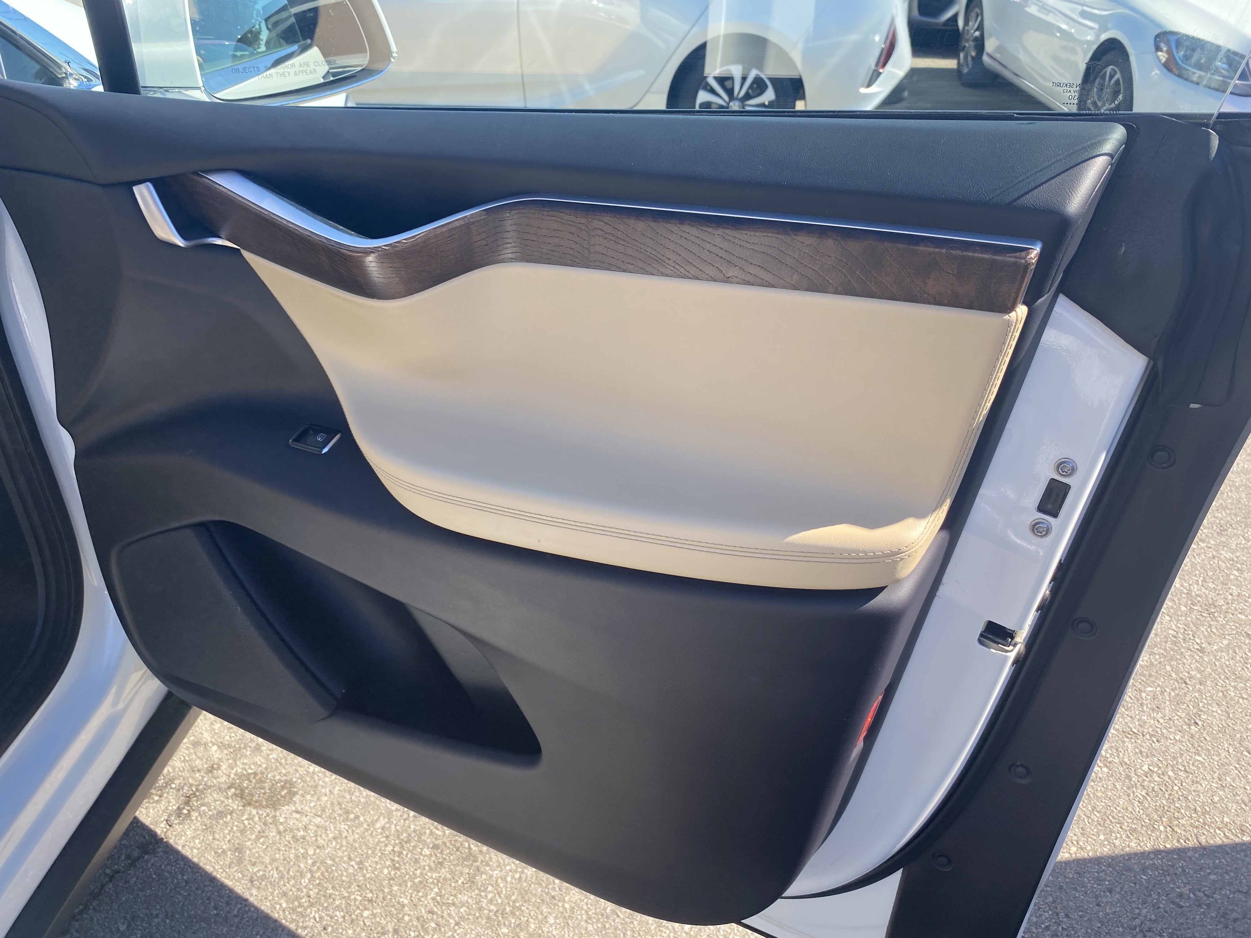 2016 Tesla Model X 70D