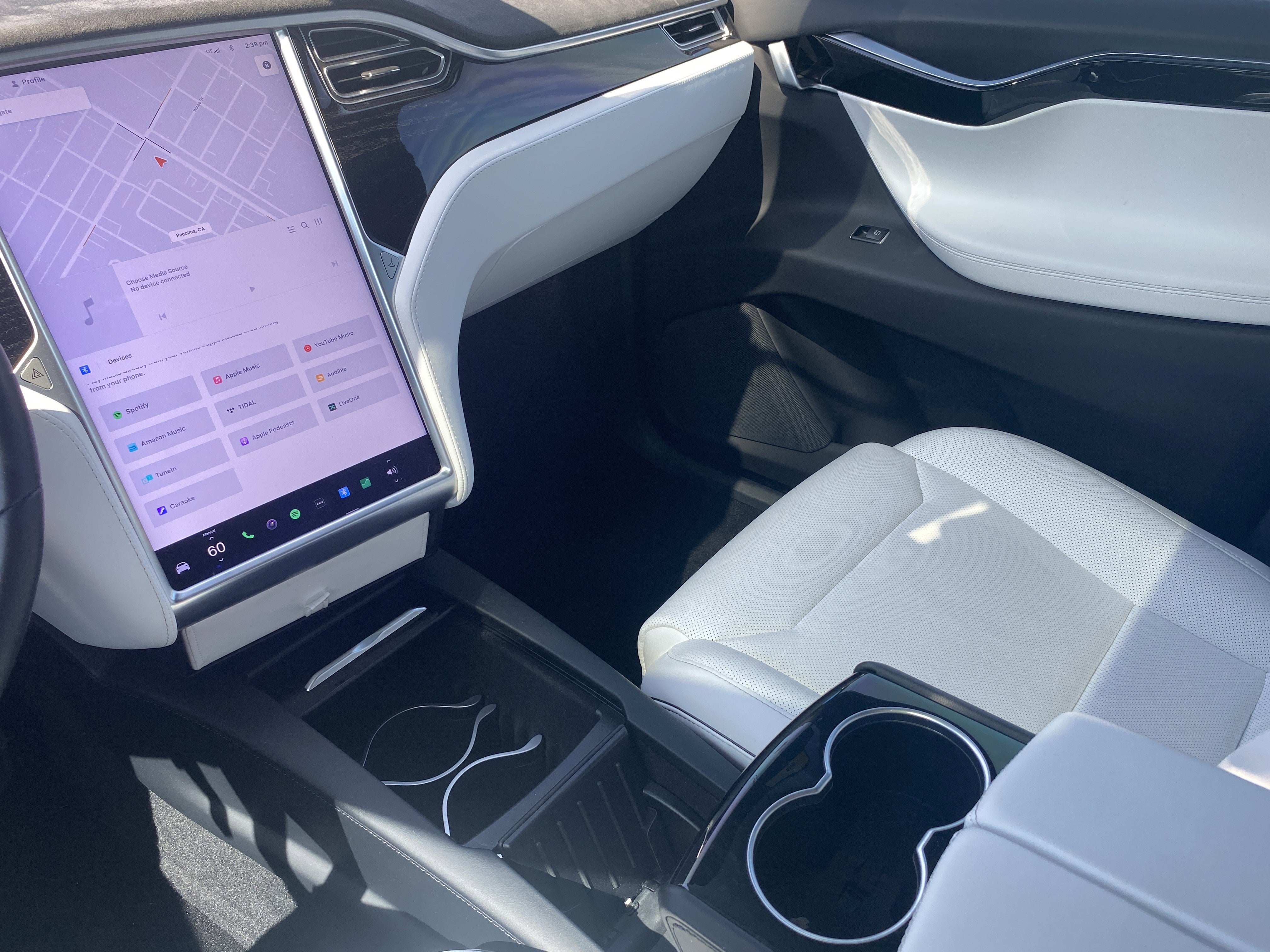 2016 Tesla Model X 90D