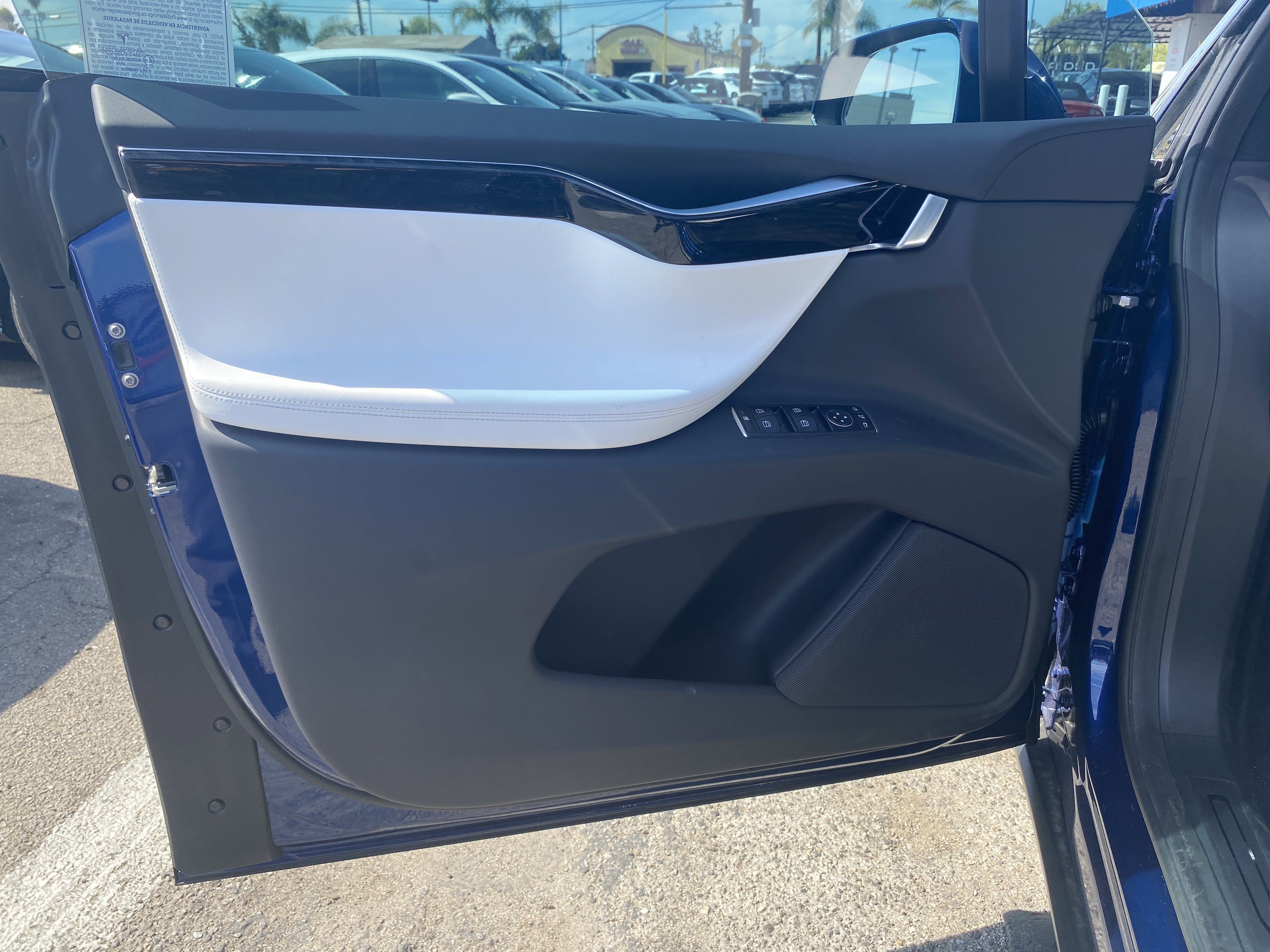 2016 Tesla Model X 90D