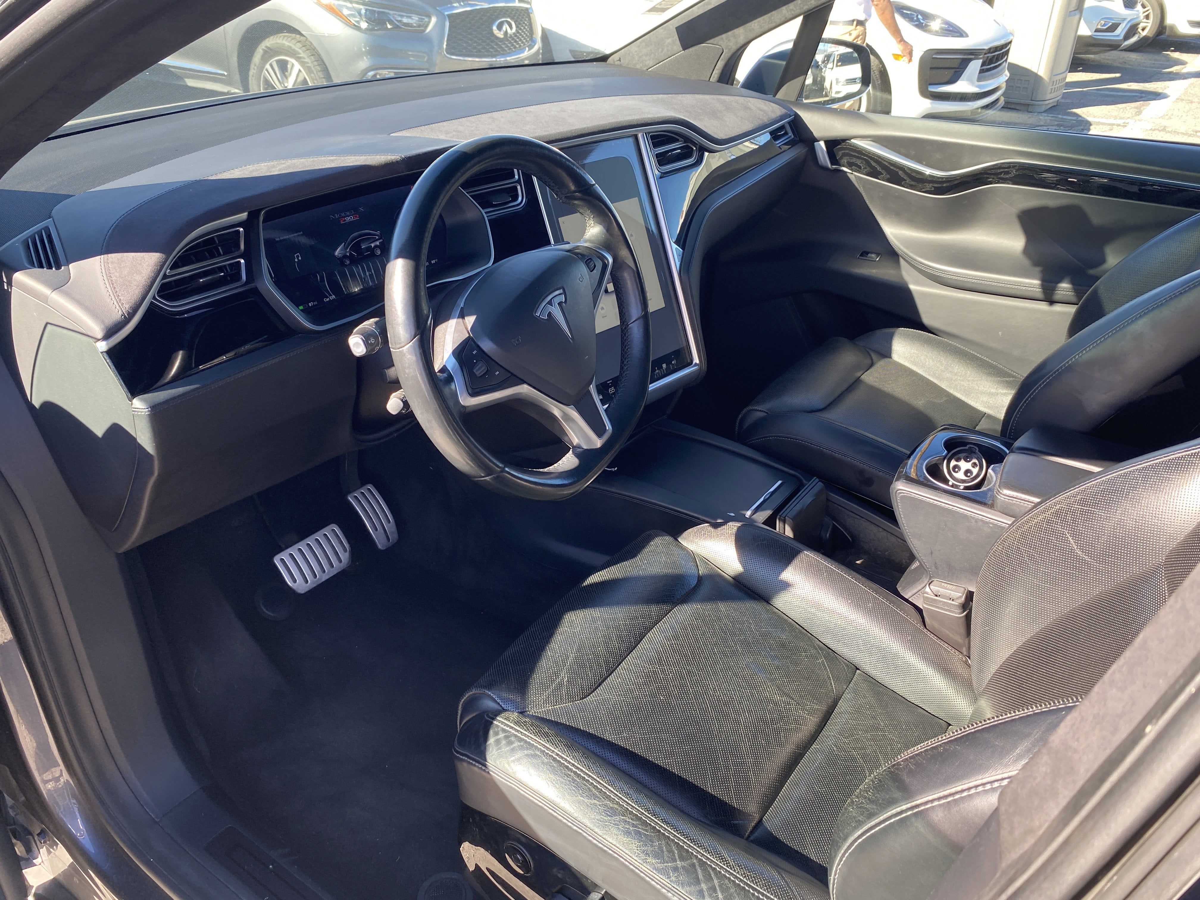 2016 Tesla Model X P90D
