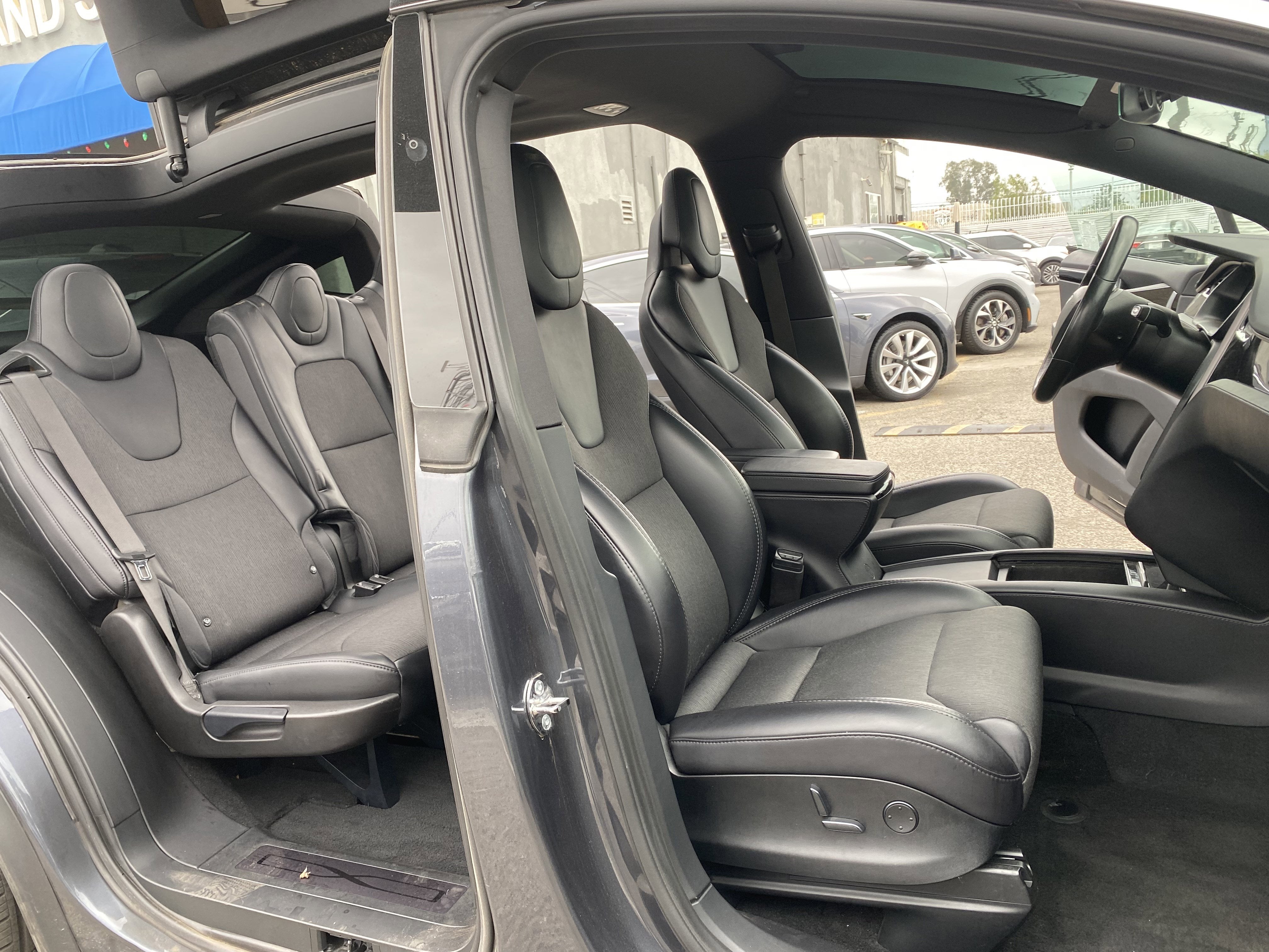 2018 Tesla Model X 75D