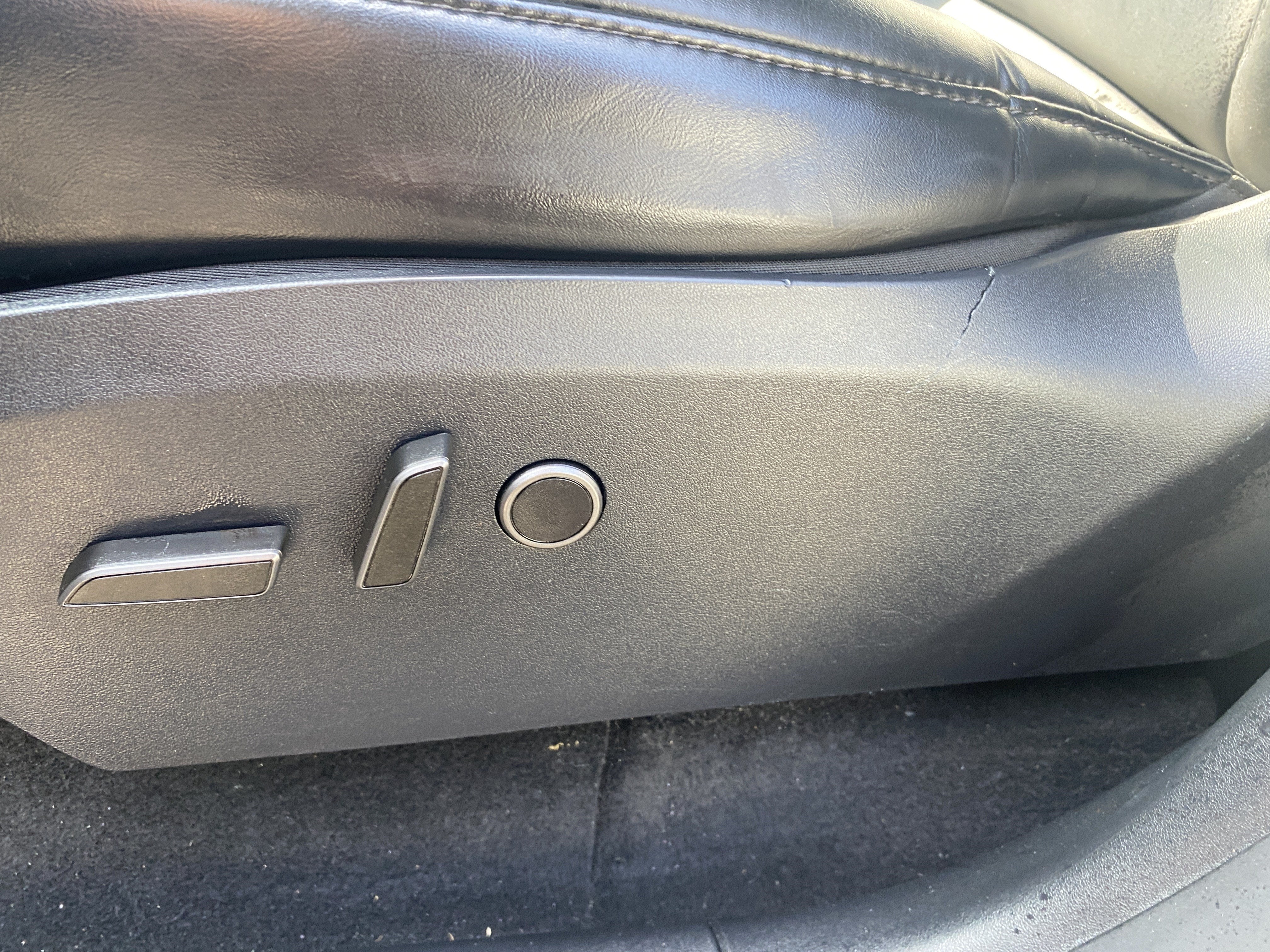 2024 Tesla Model Y Base
