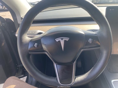 2024 Tesla Model Y Base