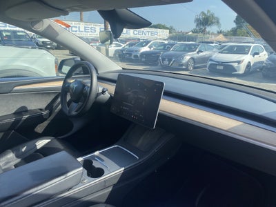 2024 Tesla Model Y Base