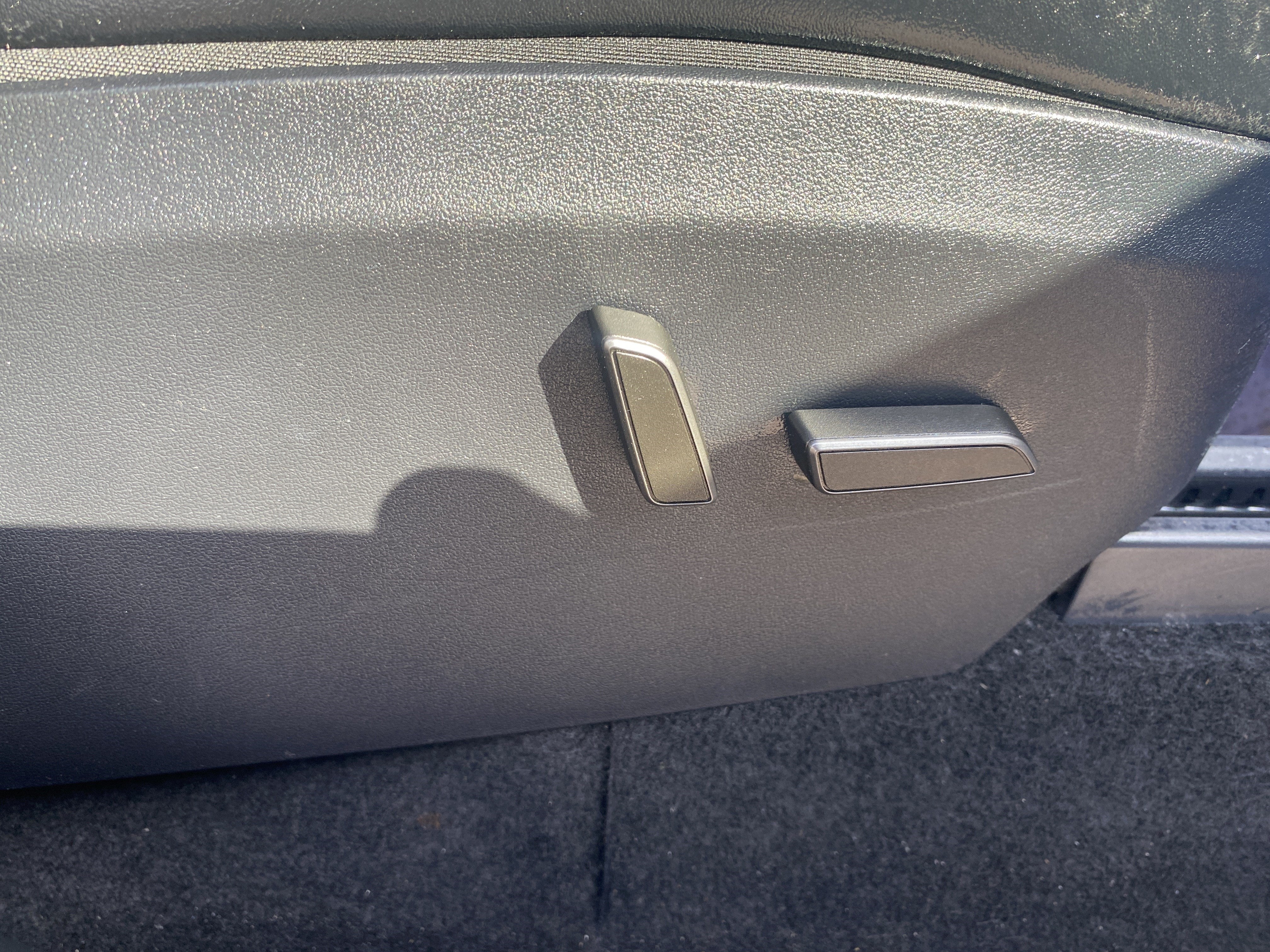 2024 Tesla Model Y Base