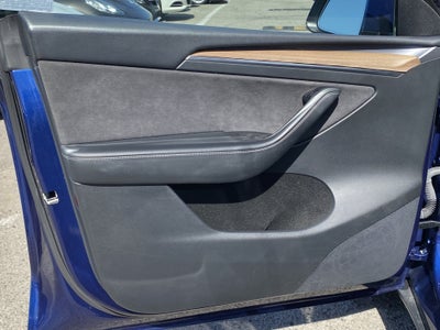 2023 Tesla Model Y LONG RANGE AWD