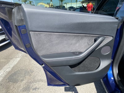 2023 Tesla Model Y LONG RANGE AWD