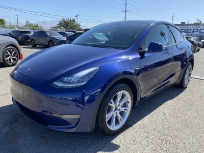 2023 Tesla Model Y LONG RANGE AWD