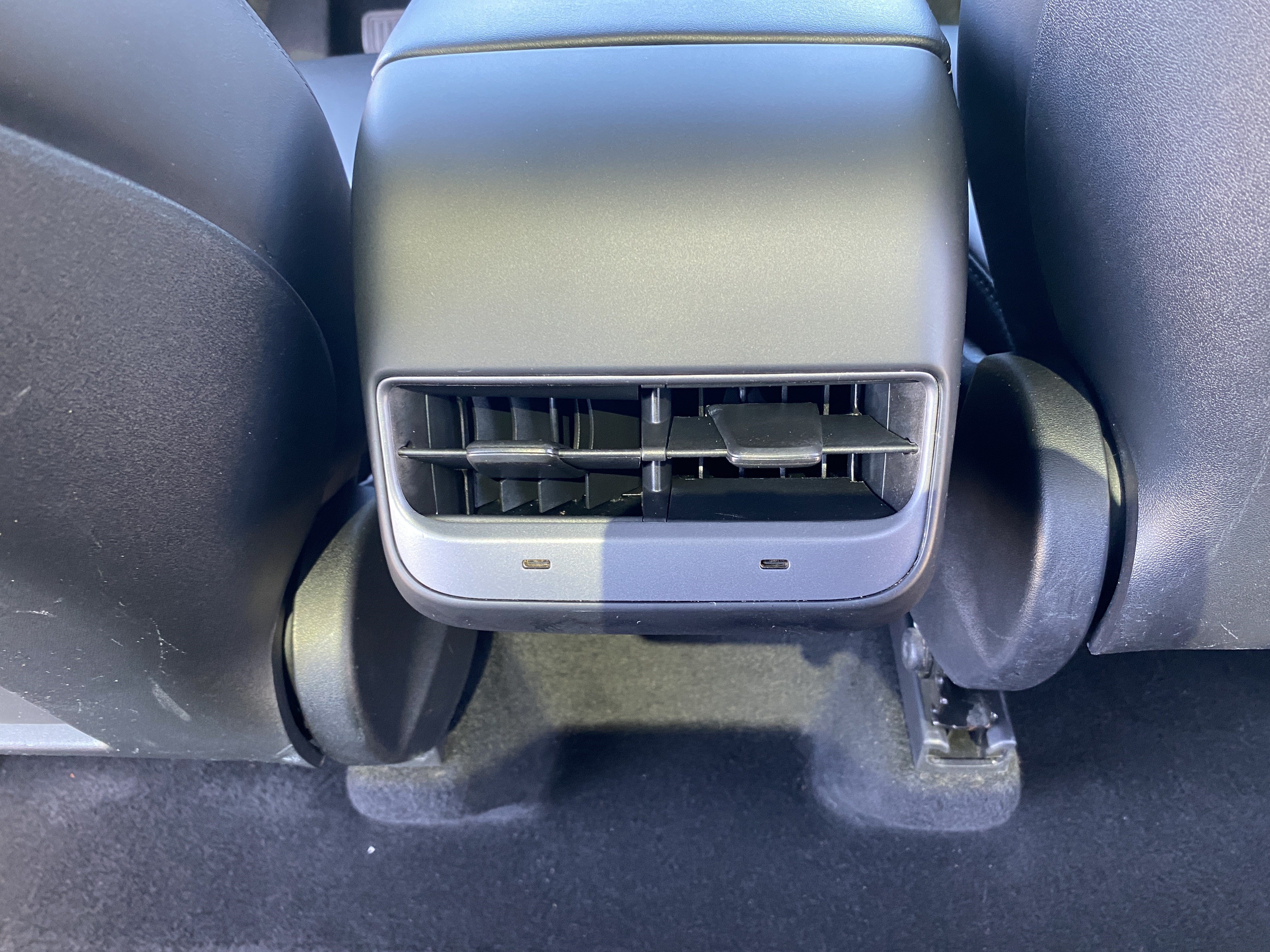 2023 Tesla Model Y LONG RANGE AWD