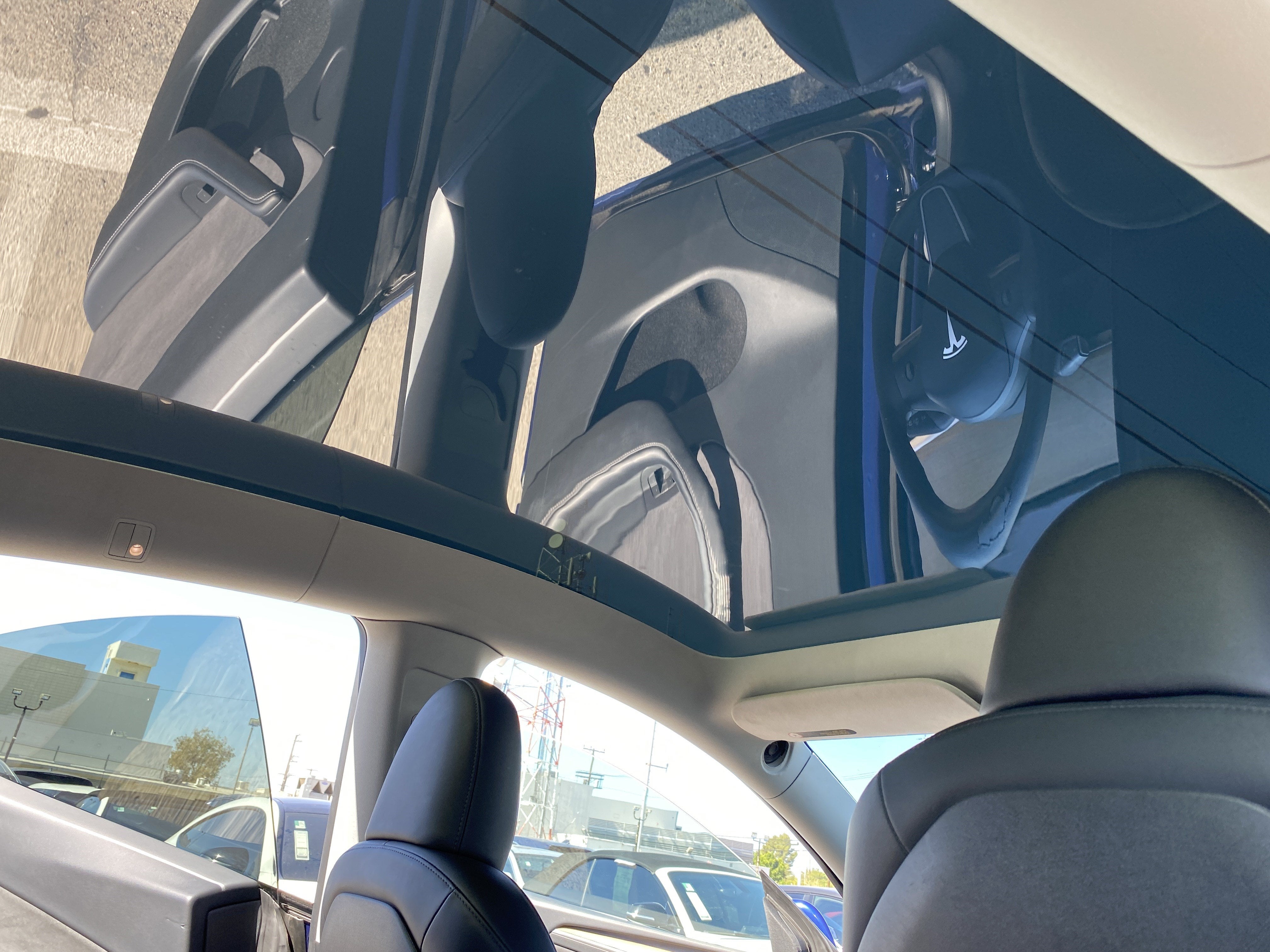 2023 Tesla Model Y LONG RANGE AWD