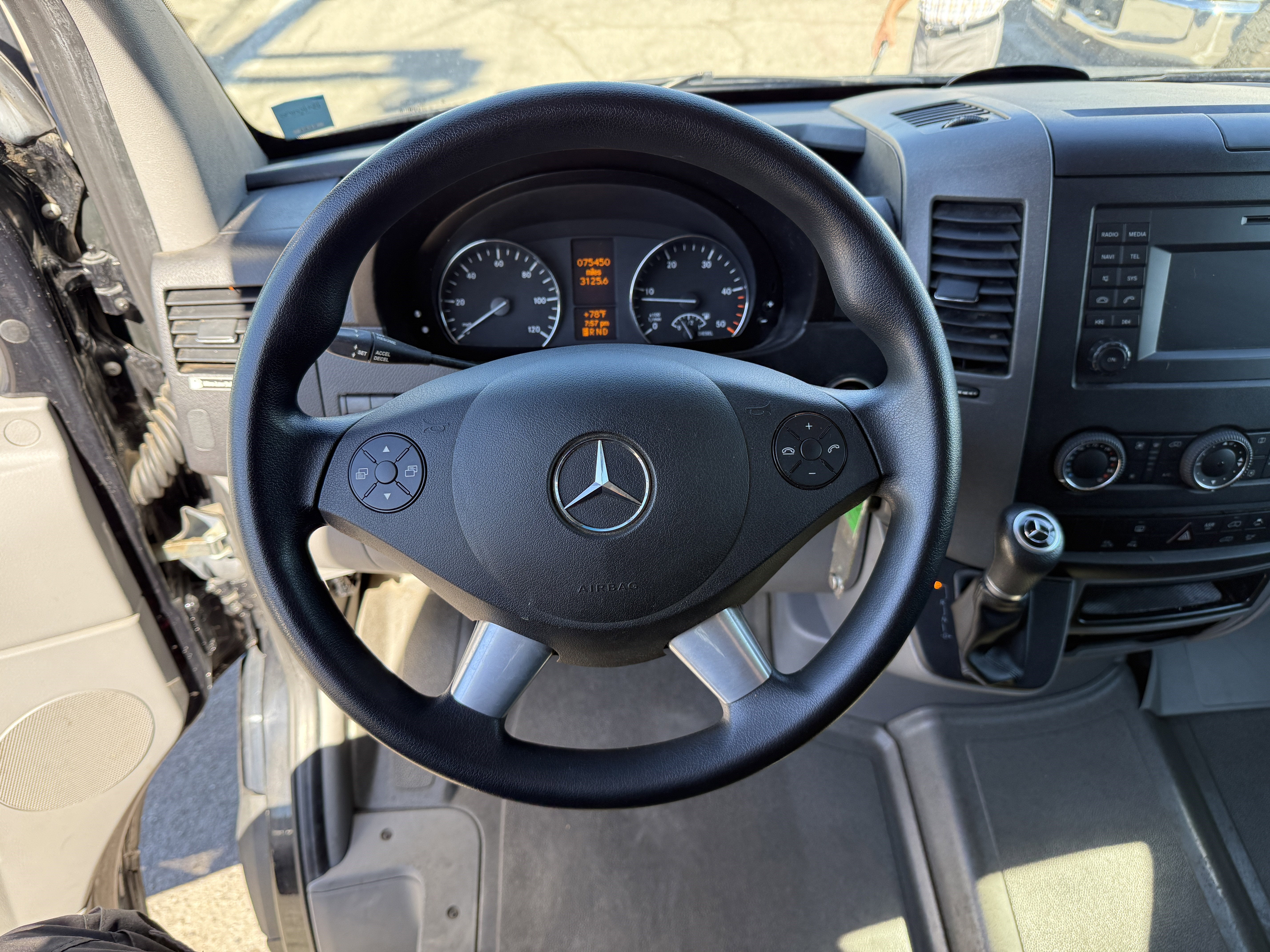 2016 Mercedes-Benz Sprinter Passenger Vans RWD 2500 144"