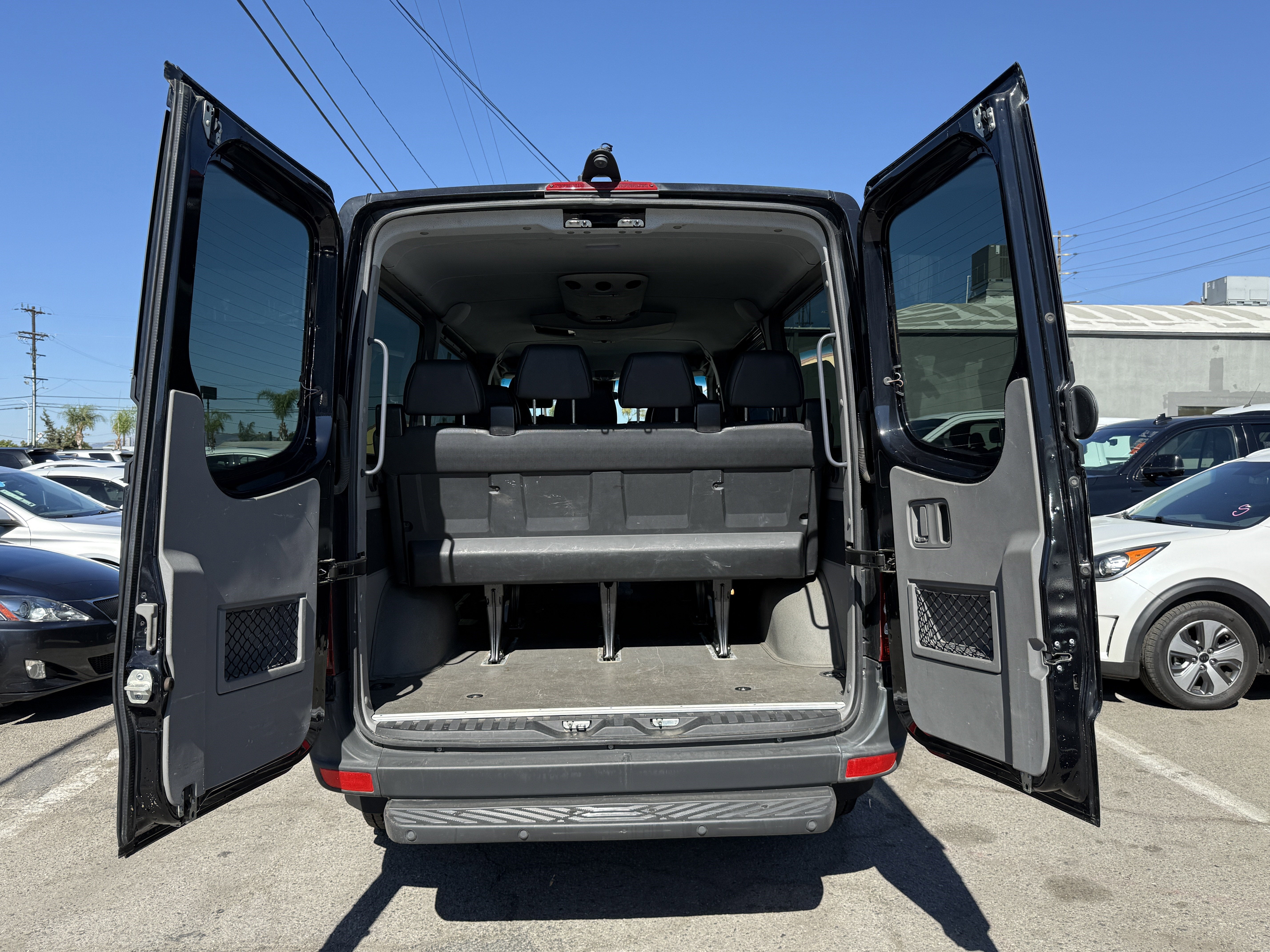 2016 Mercedes-Benz Sprinter Passenger Vans RWD 2500 144"