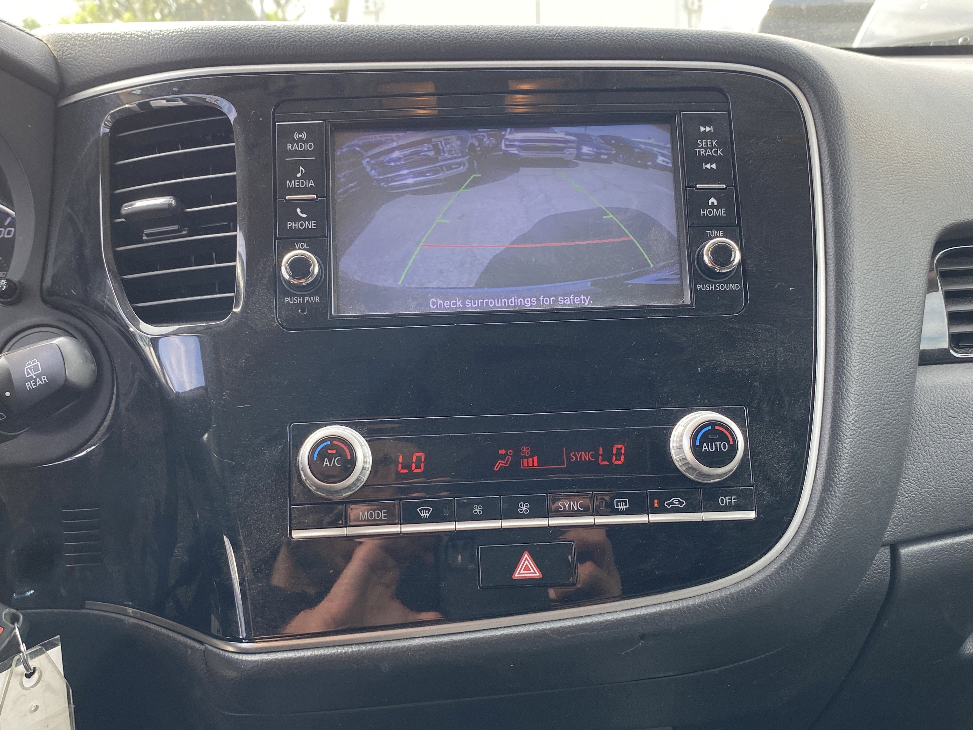 2020 Mitsubishi Outlander ES