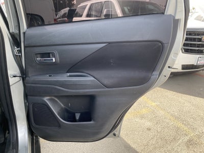 2020 Mitsubishi Outlander ES