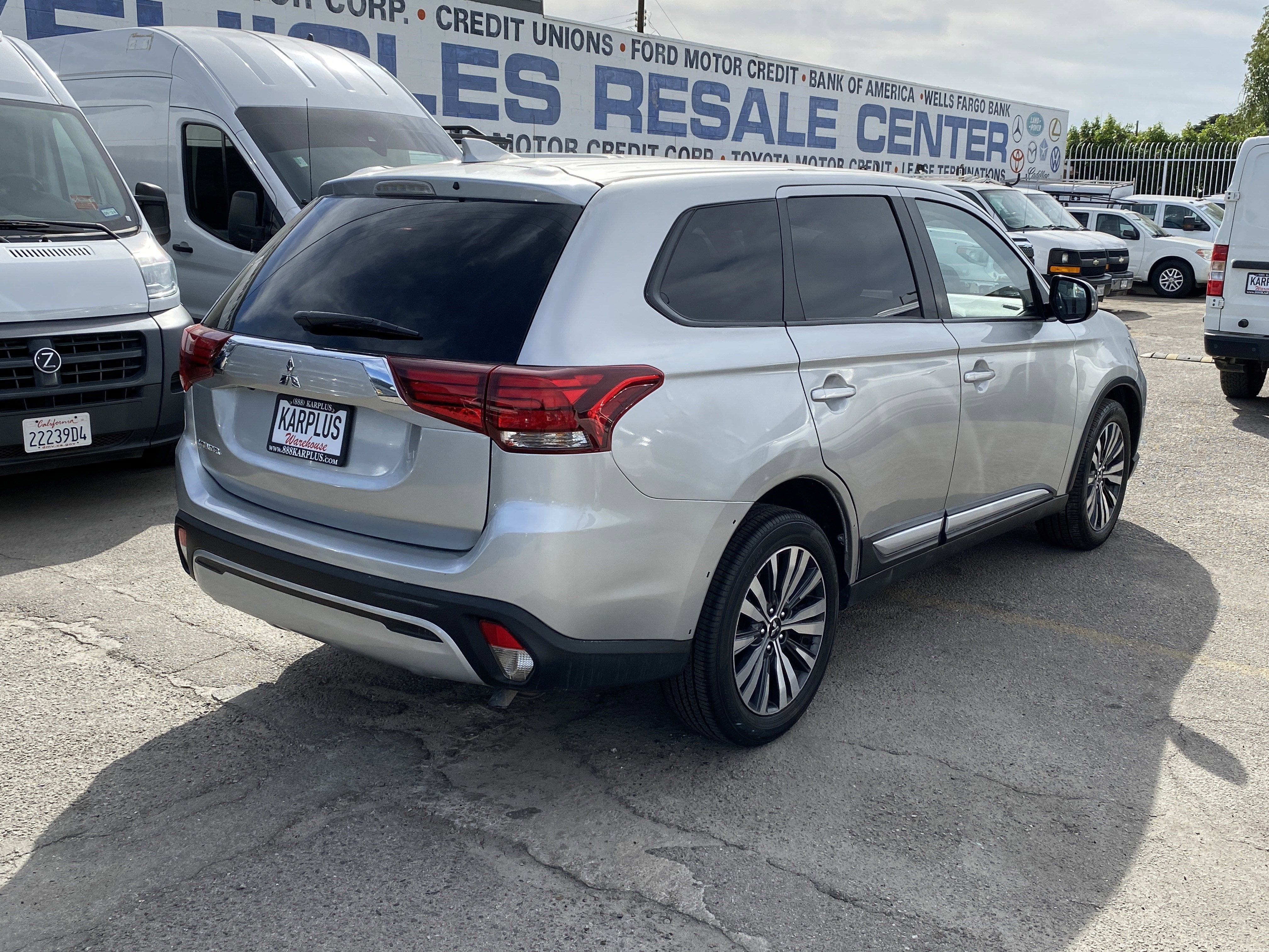 2020 Mitsubishi Outlander ES