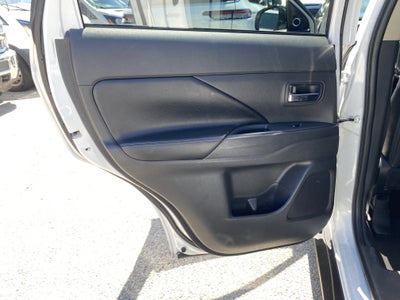 2018 Mitsubishi Outlander SE