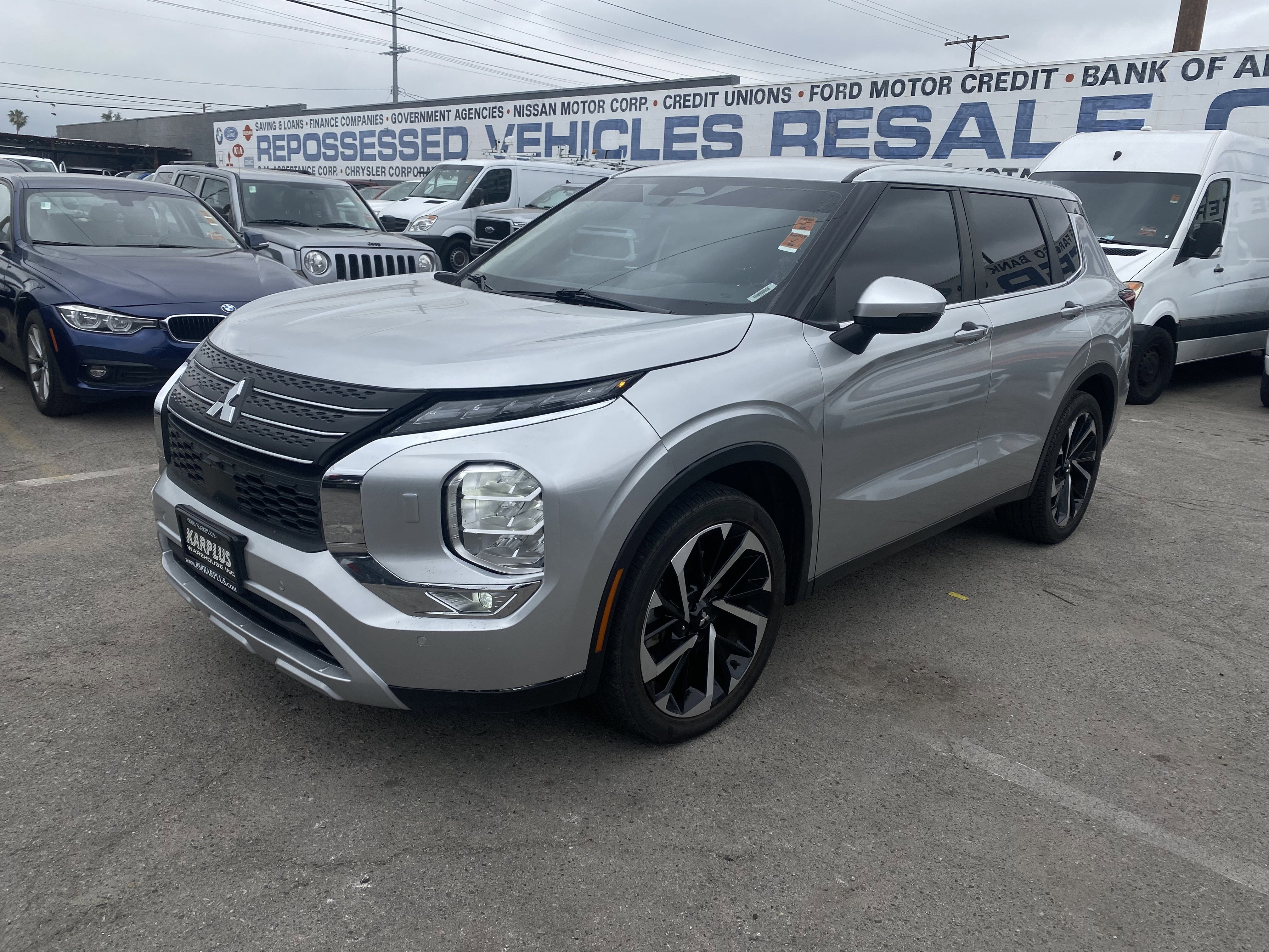 2022 Mitsubishi Outlander SE