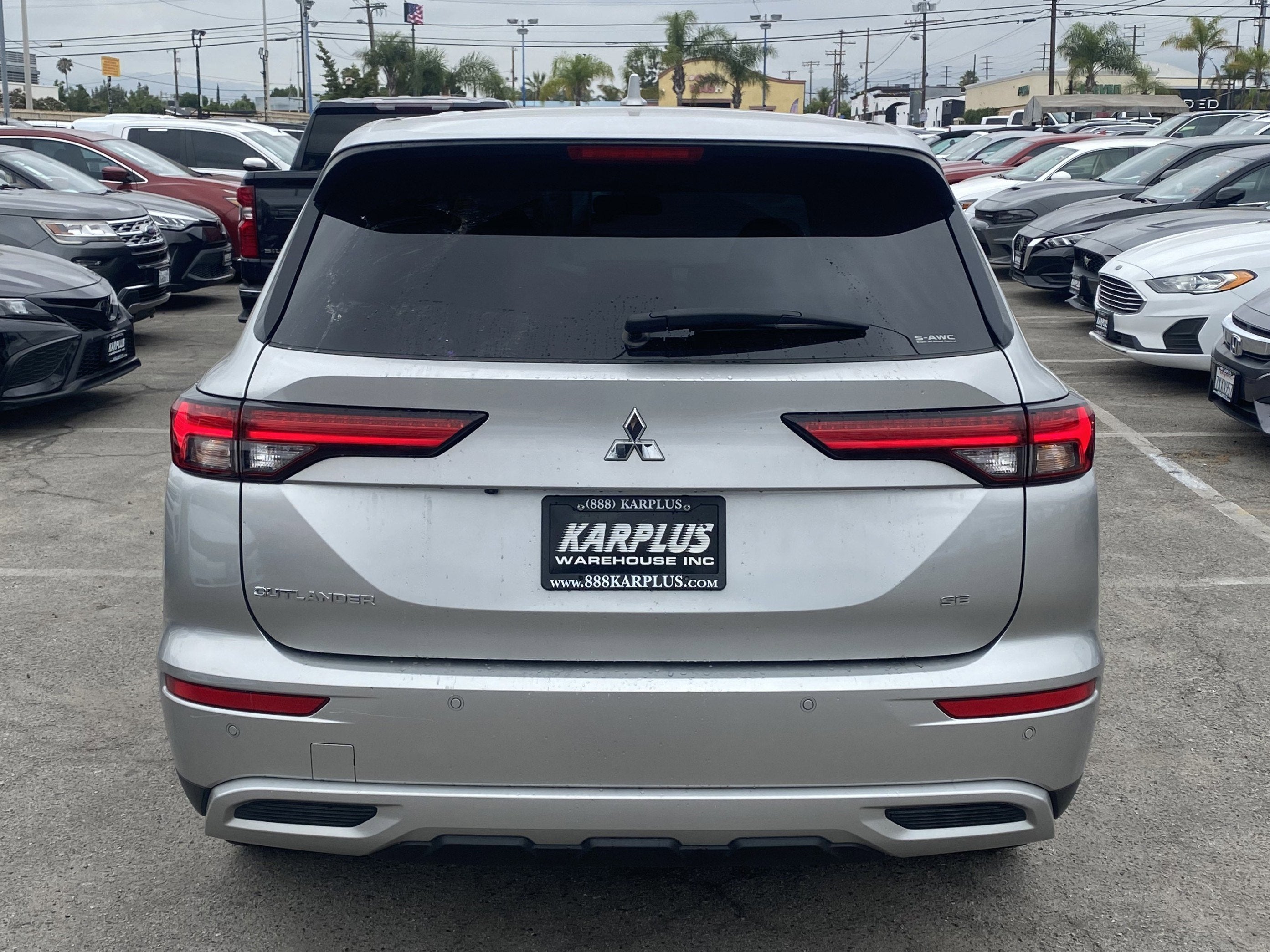 2022 Mitsubishi Outlander SE