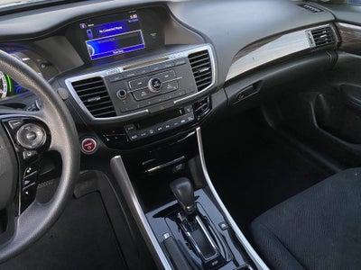 2017 Honda Accord Hybrid Sedan