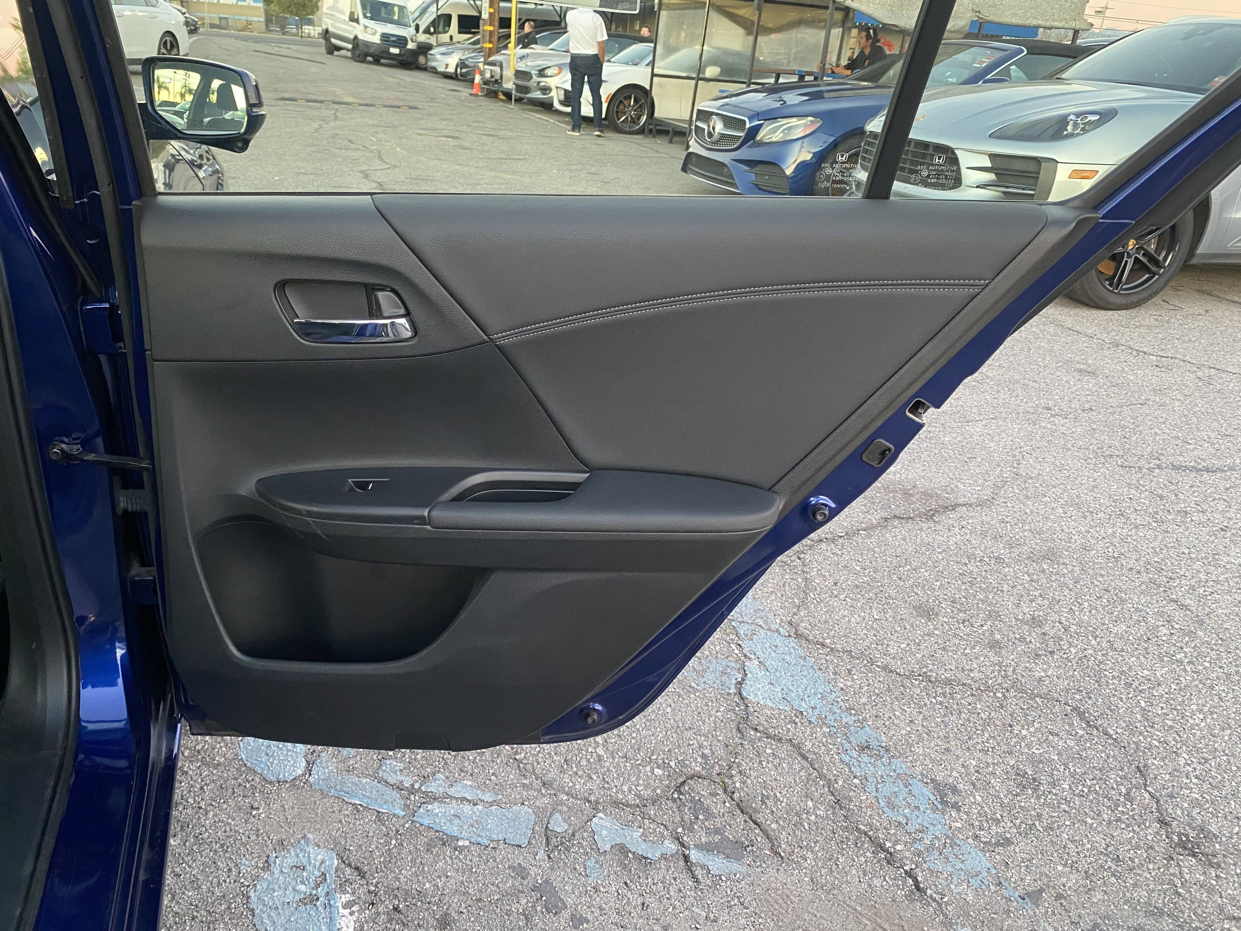 2017 Honda Accord Hybrid Sedan