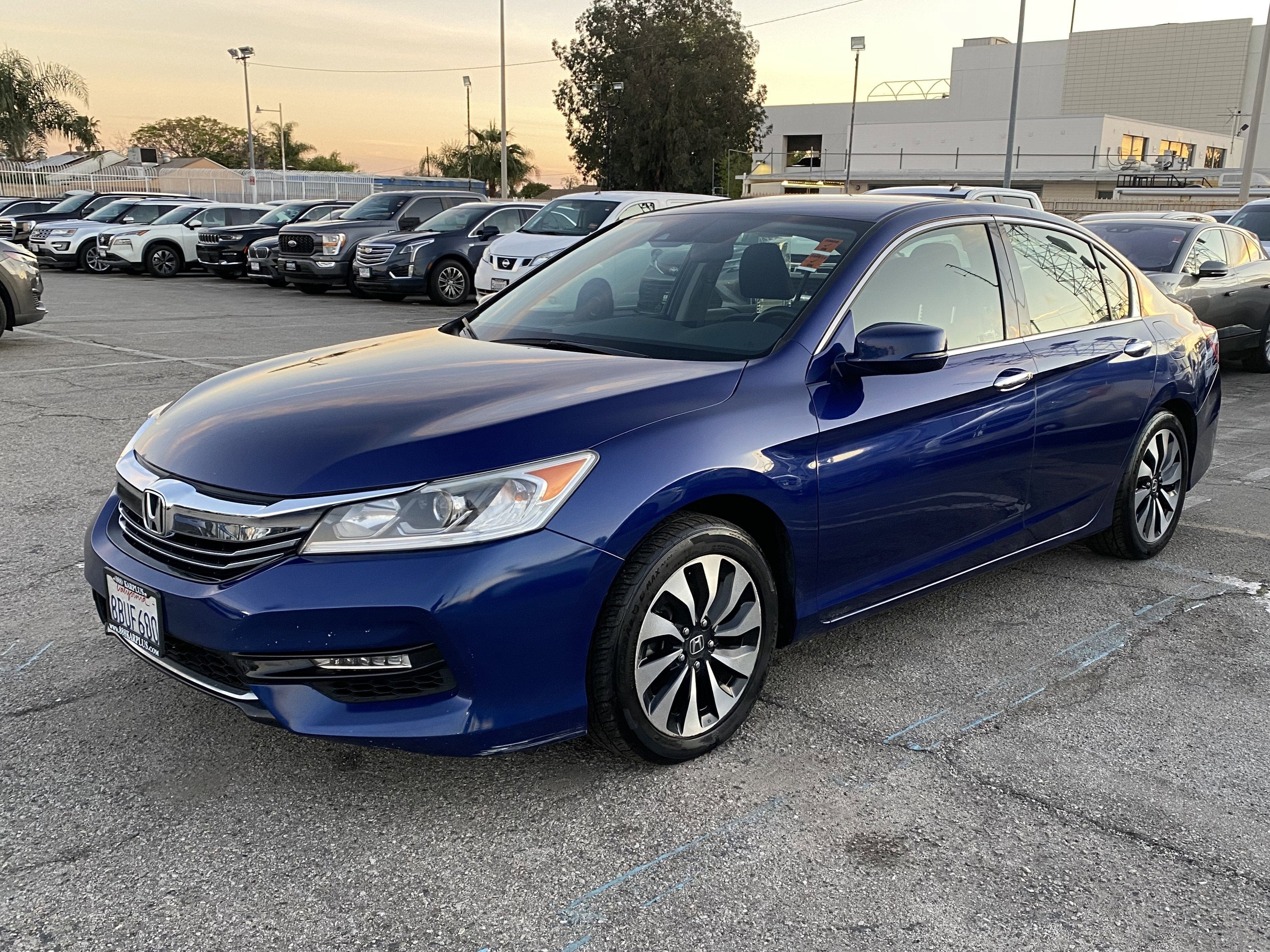 2017 Honda Accord Hybrid Sedan