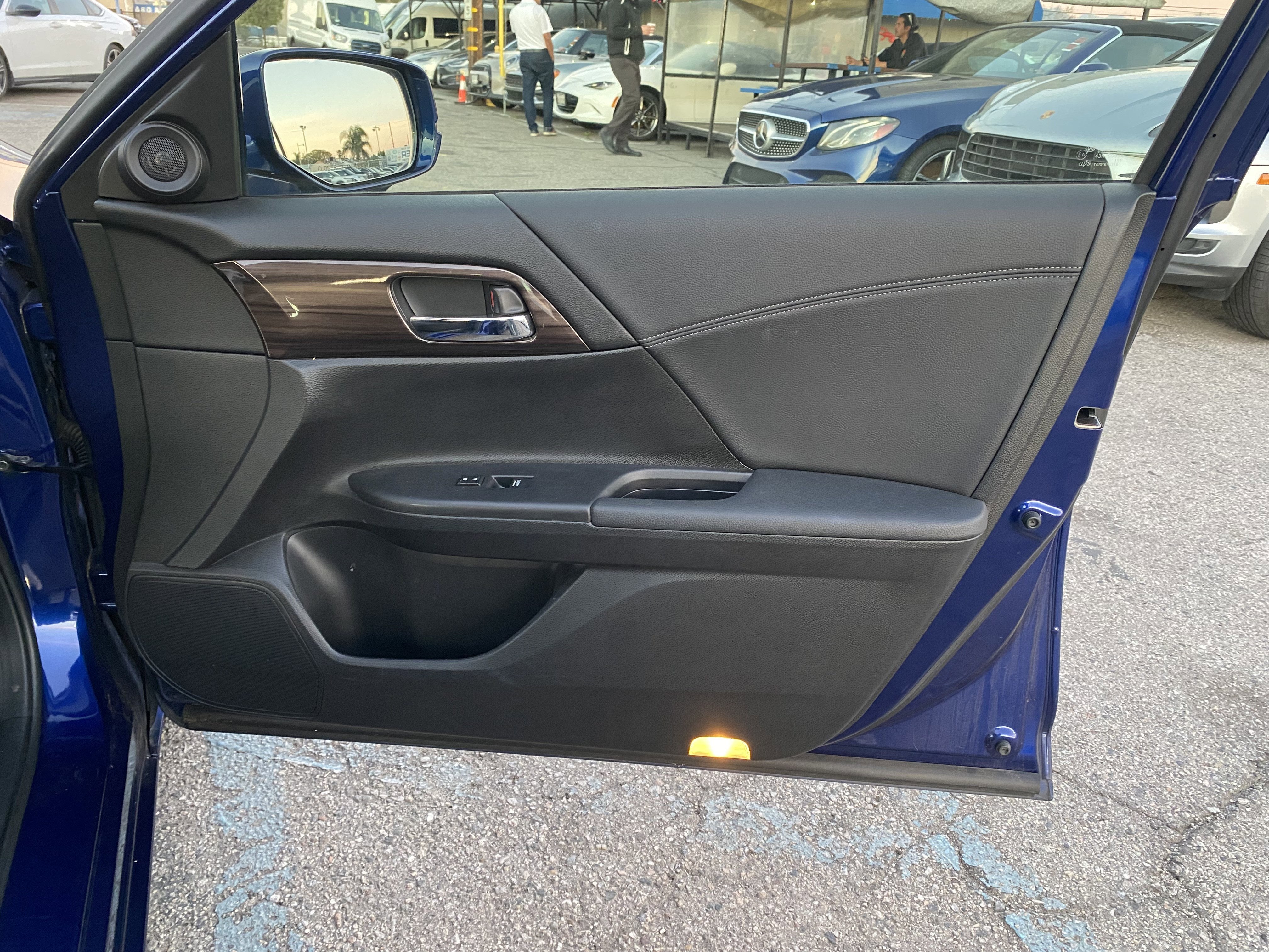 2017 Honda Accord Hybrid Sedan