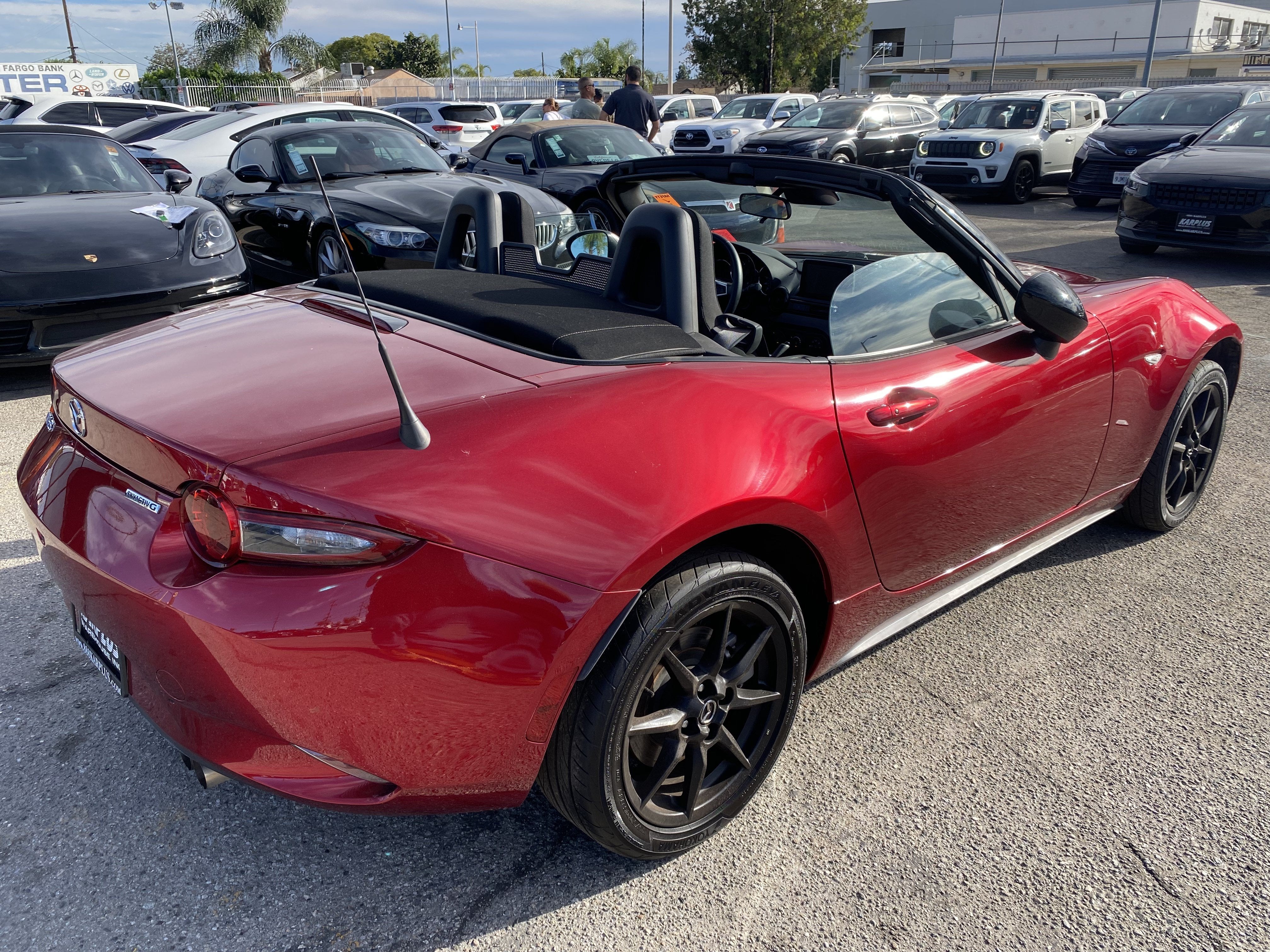 2023 Mazda Mazda MX-5 Miata SPORT MANUAL