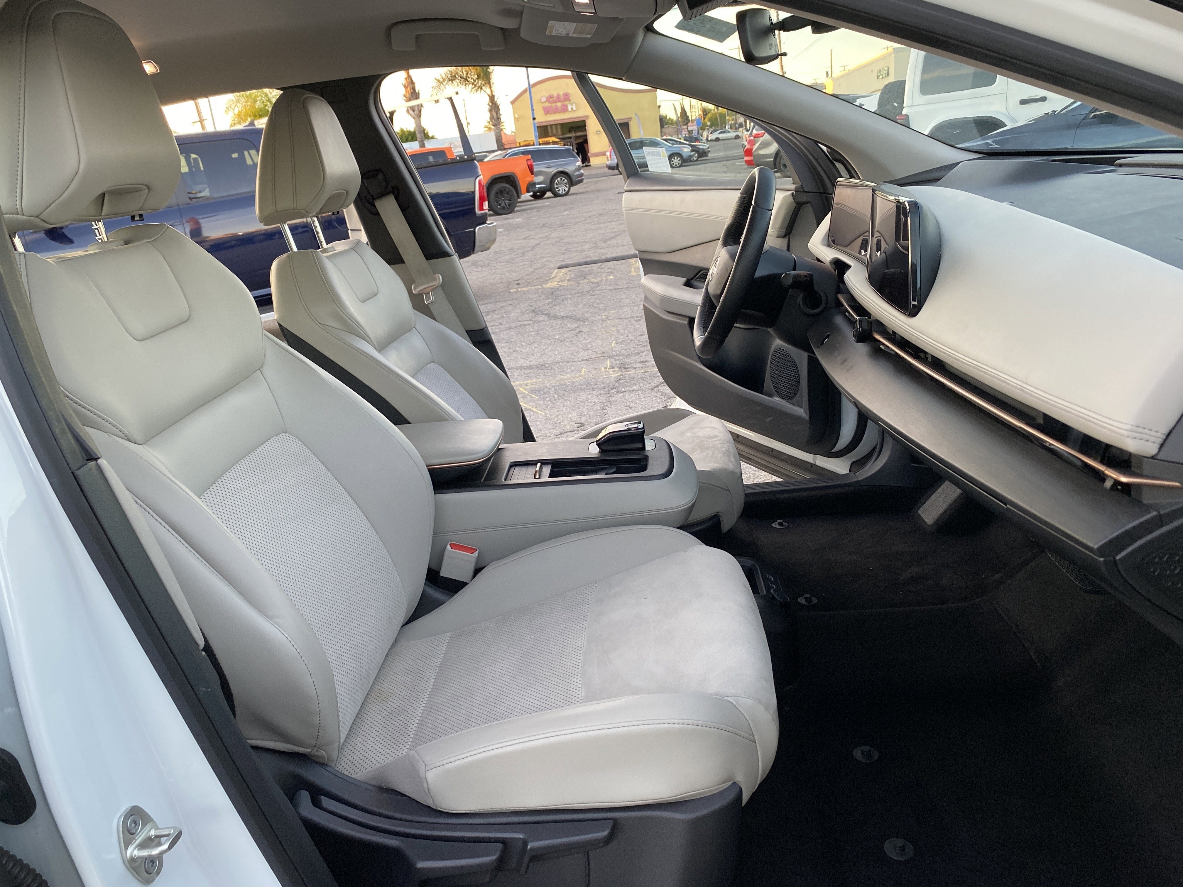 2024 Nissan ARIYA ENGAGE