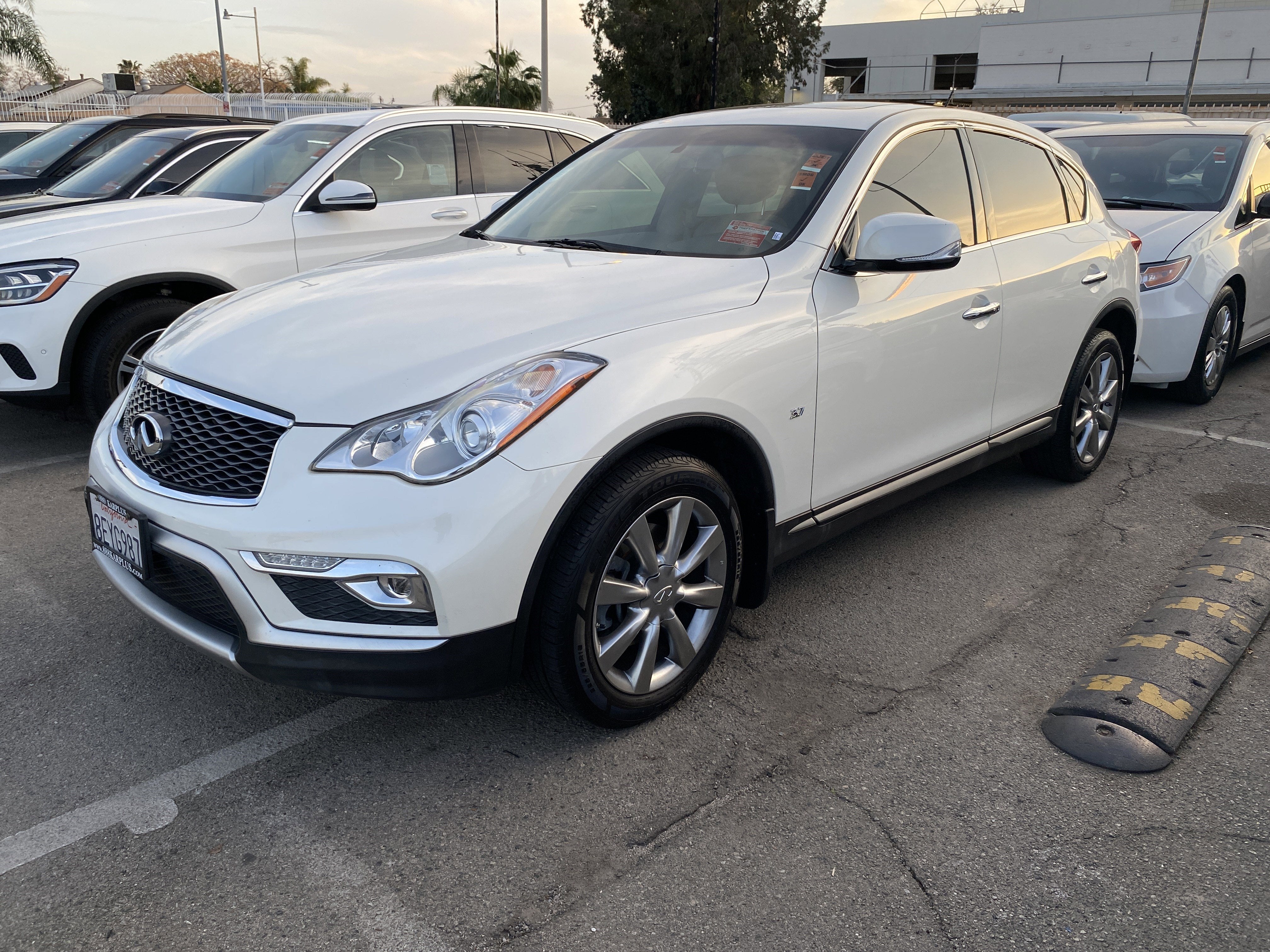 2017 INFINITI QX50 RWD