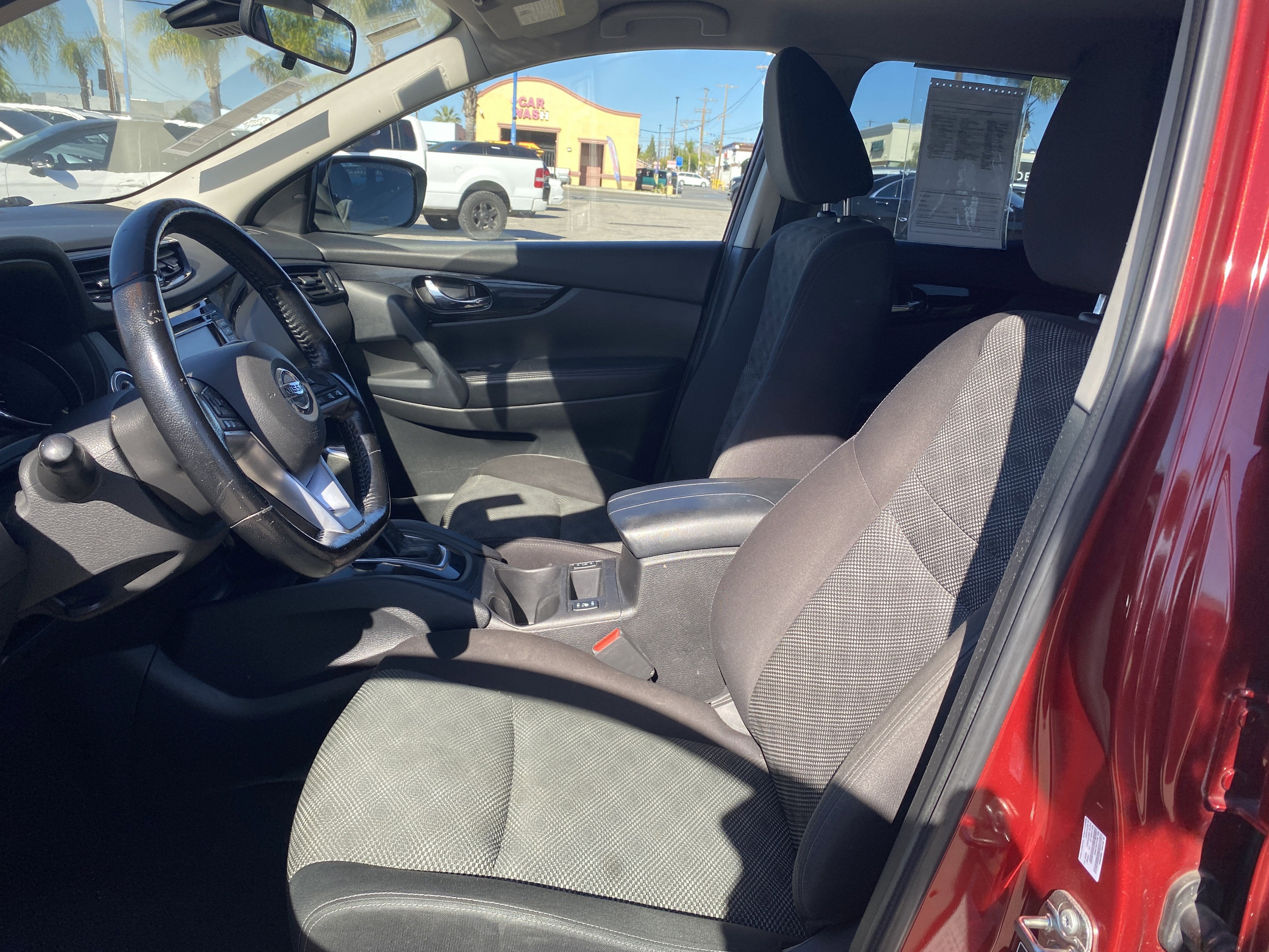 2021 Nissan Rogue Sport SV