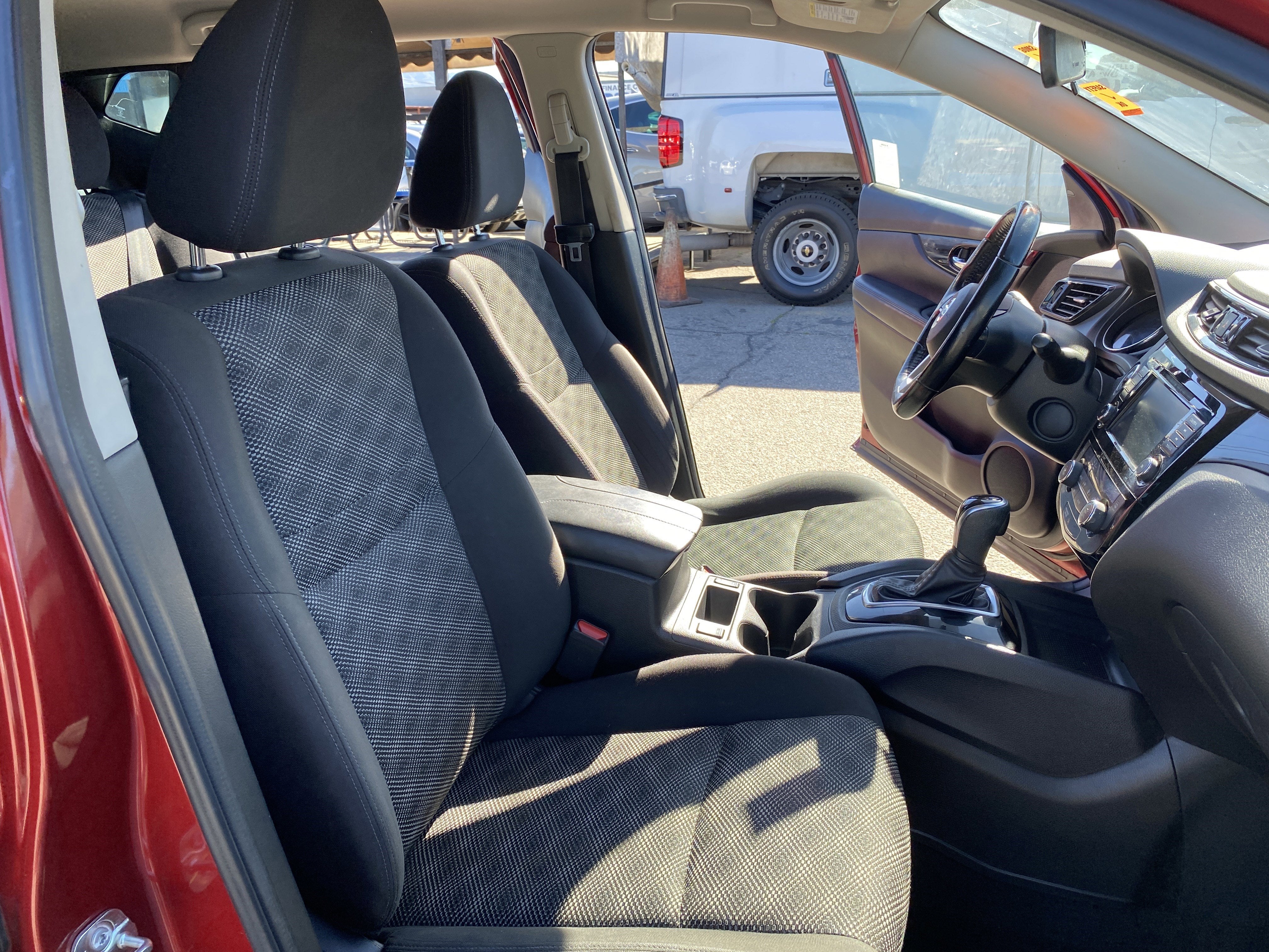 2021 Nissan Rogue Sport SV