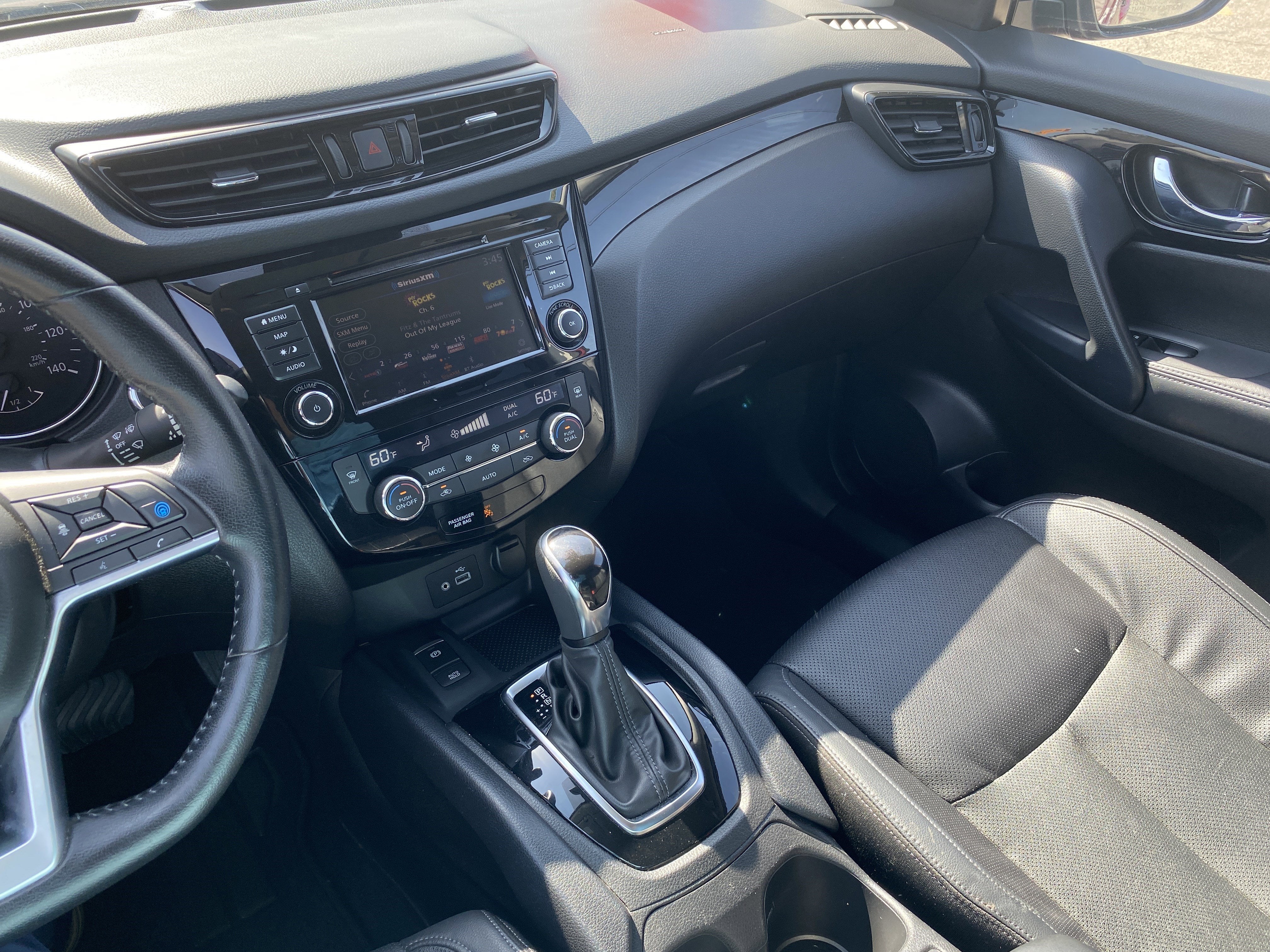 2022 Nissan Rogue Sport SL